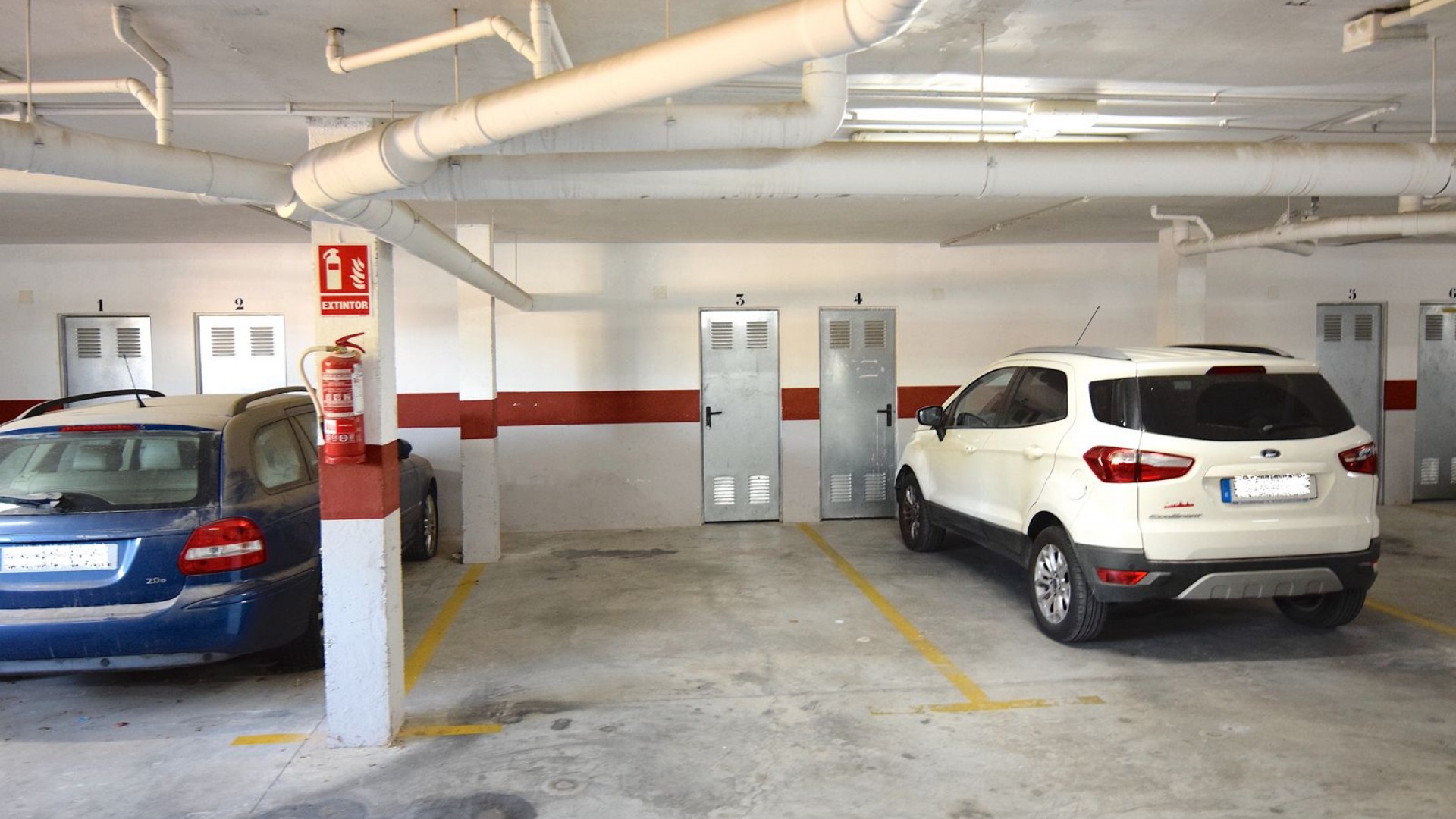 Resale - Stadthaus -
La Florida