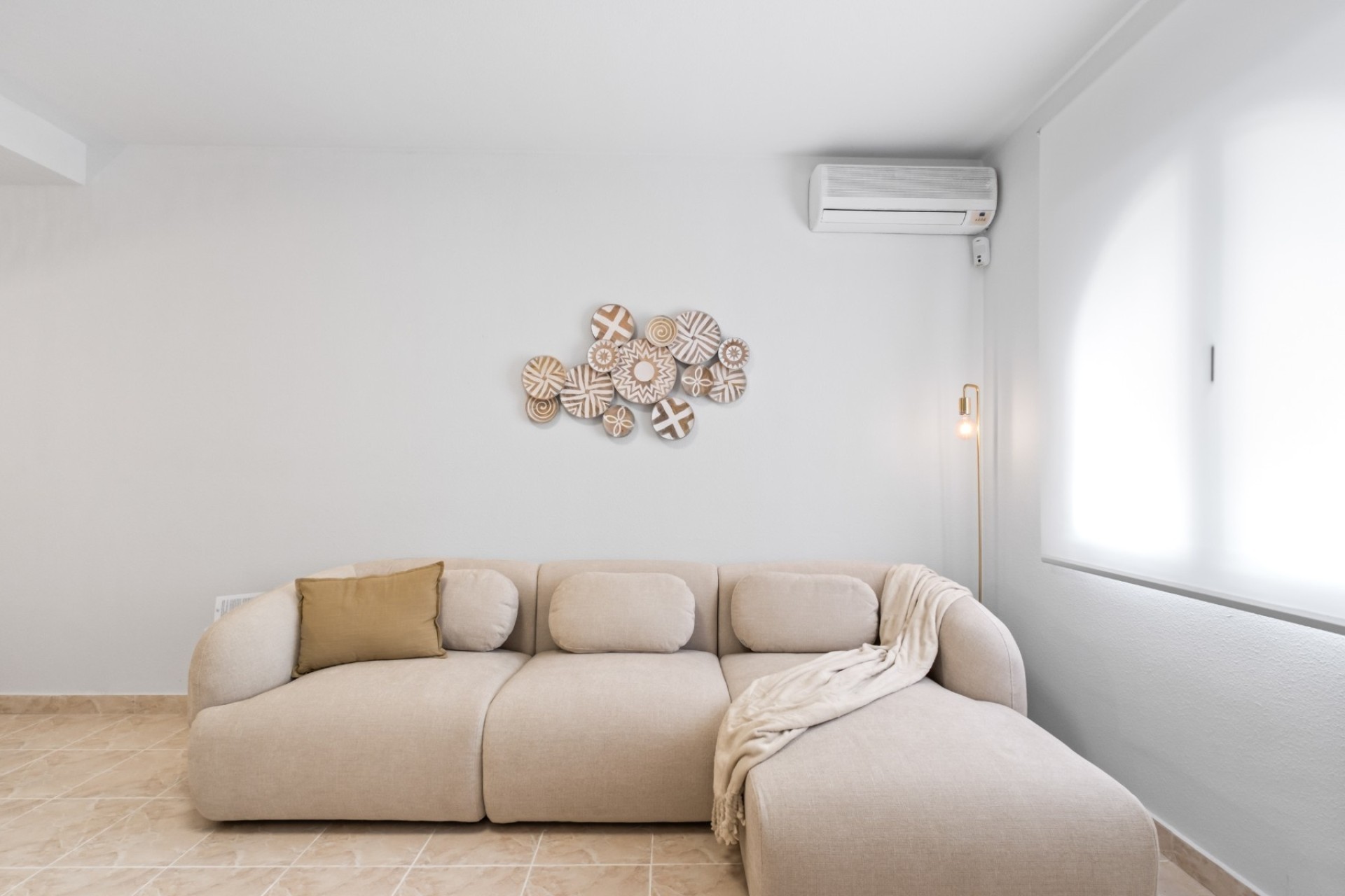 Resale - Stadthaus -
La Florida