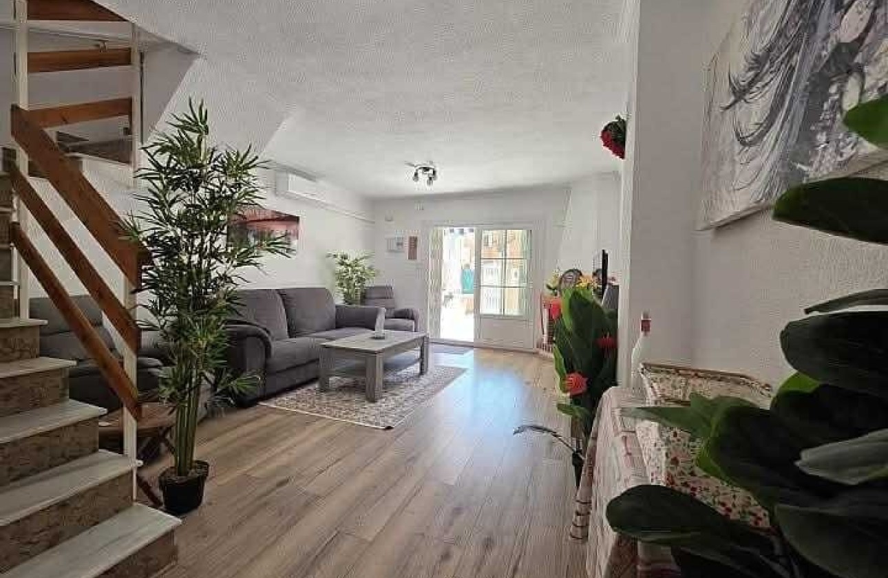 Resale - Stadthaus -
La Rosaleda