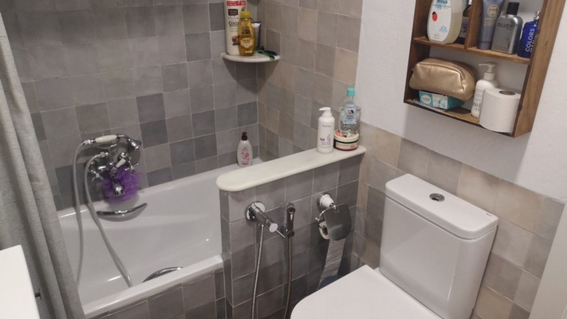 Resale - Stadthaus -
Los Montesinos - Montesinos