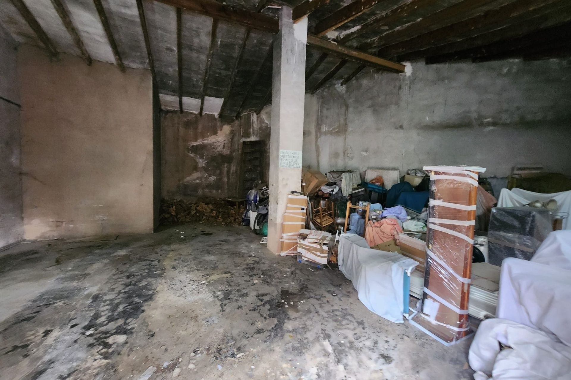 Resale - Stadthaus -
Monóvar