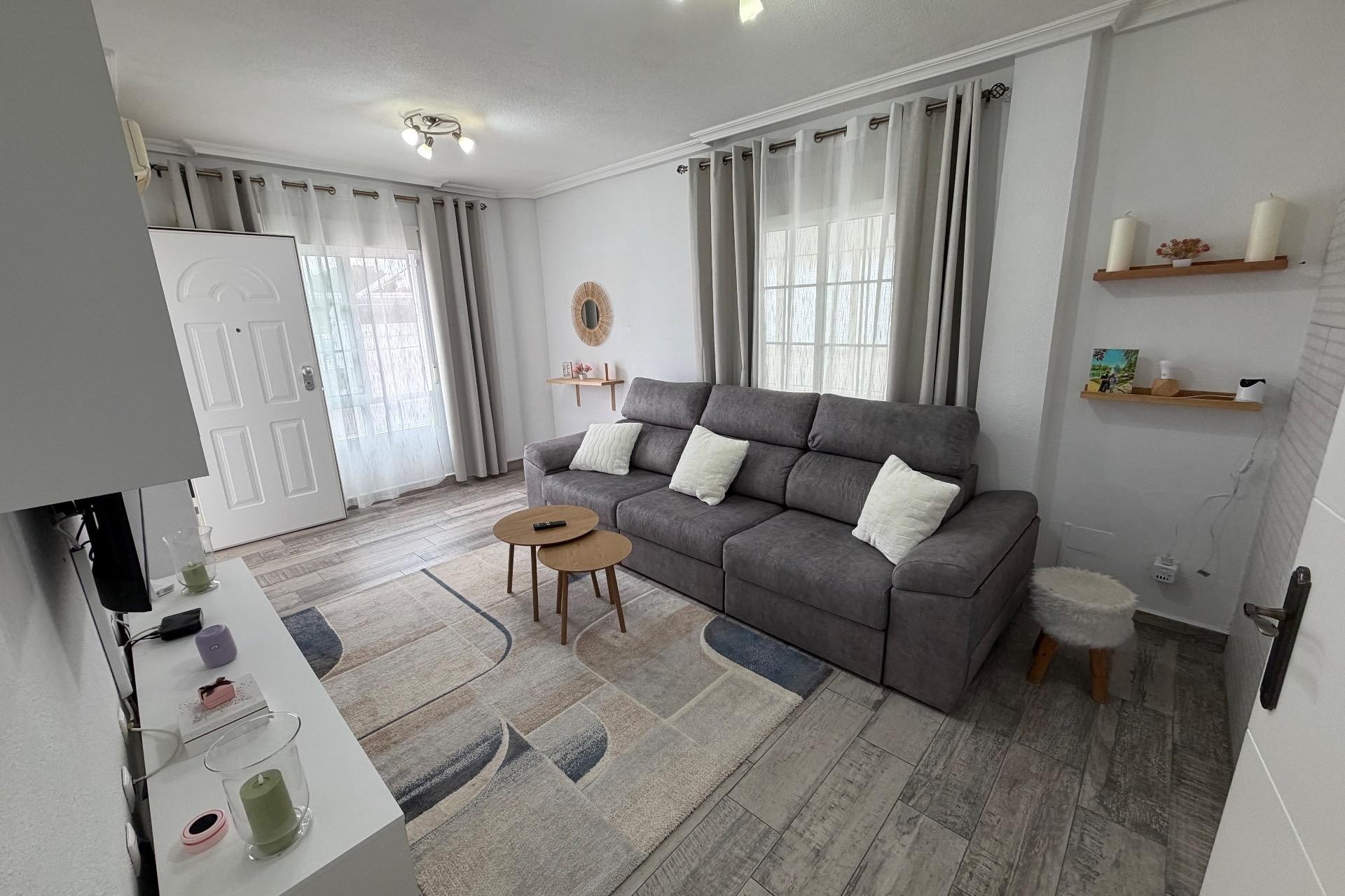 Resale - Stadthaus -
Orihuela Costa - La Zenia