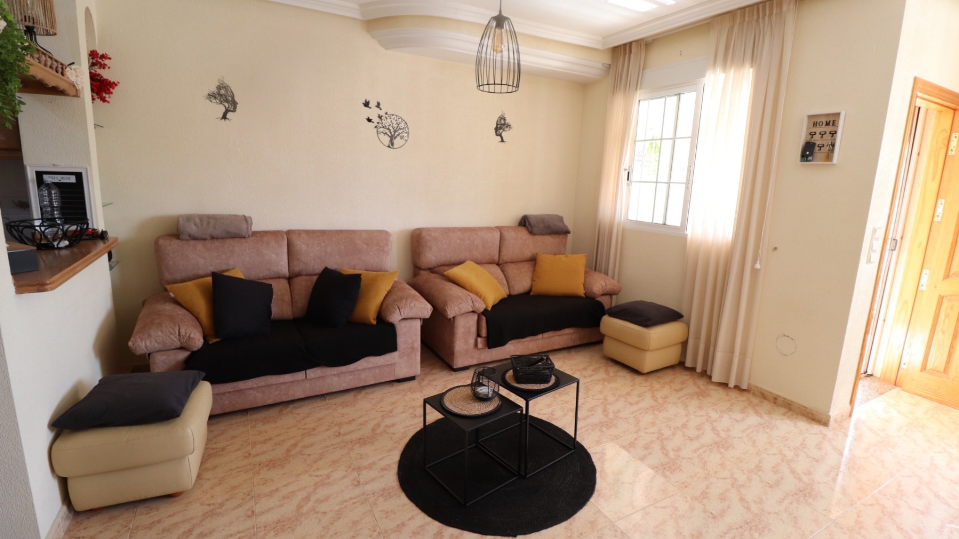 Resale - Stadthaus -
Orihuela Costa - Las Filipinas