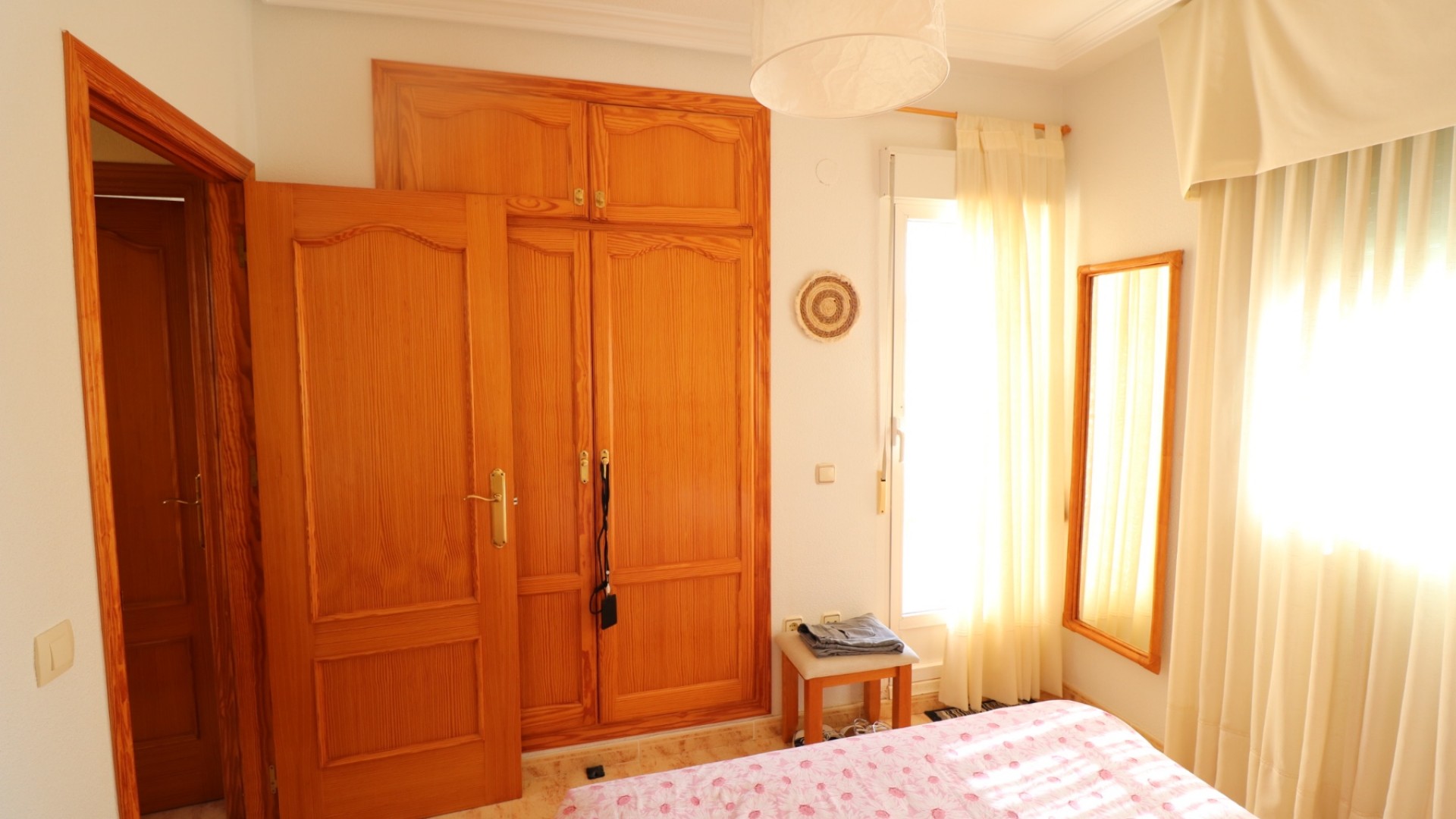 Resale - Stadthaus -
Orihuela Costa - Las Filipinas