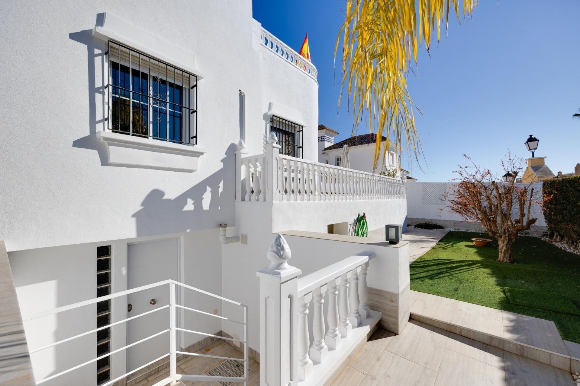 Resale - Stadthaus -
Orihuela Costa - Las Filipinas