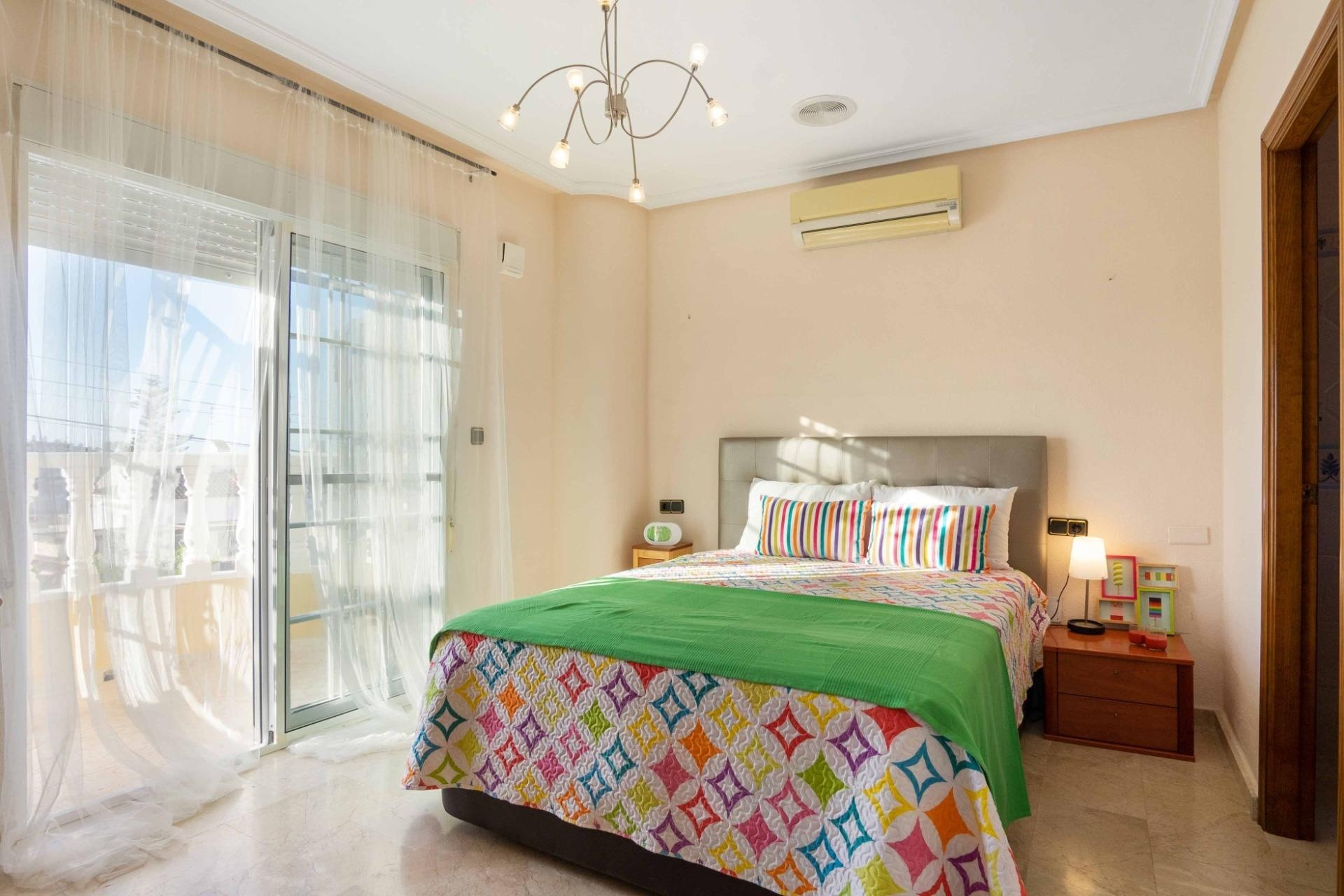 Resale - Stadthaus -
Orihuela Costa - Los Almendros-La Florida