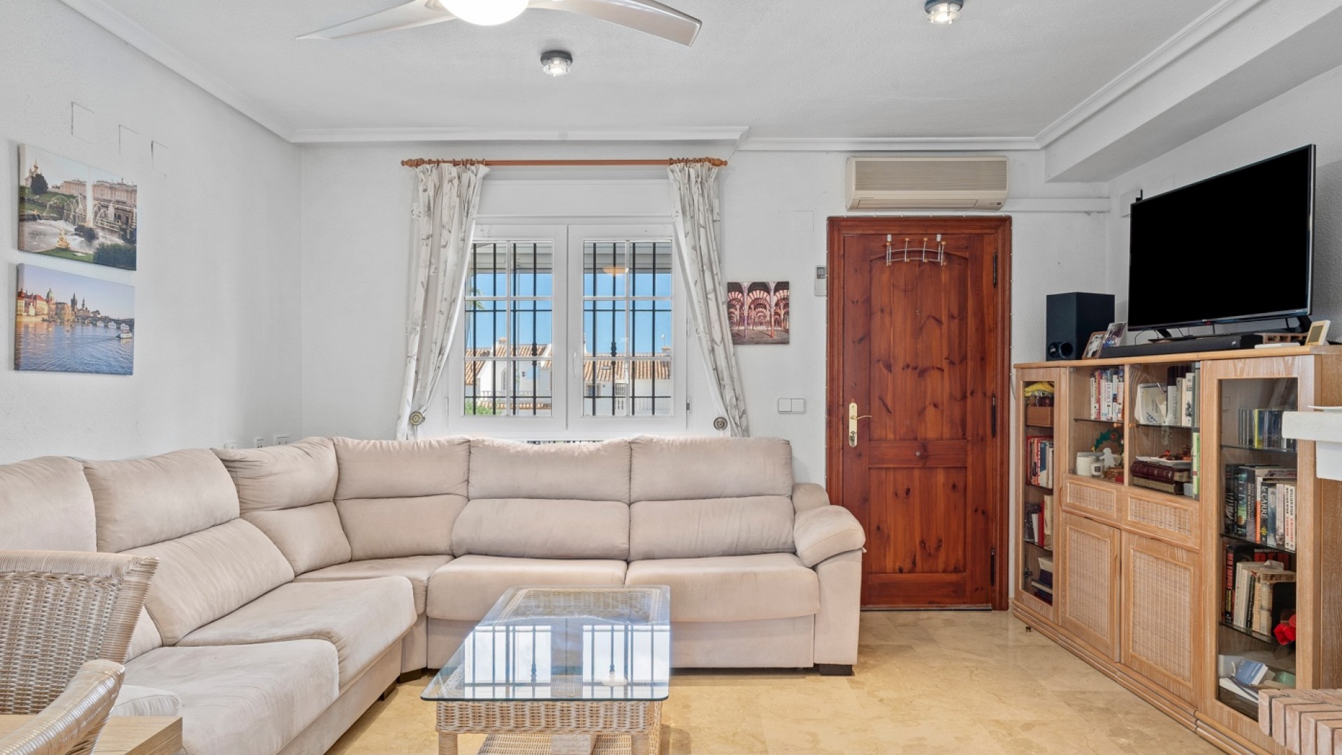 Resale - Stadthaus -
Orihuela Costa - Los Dolses