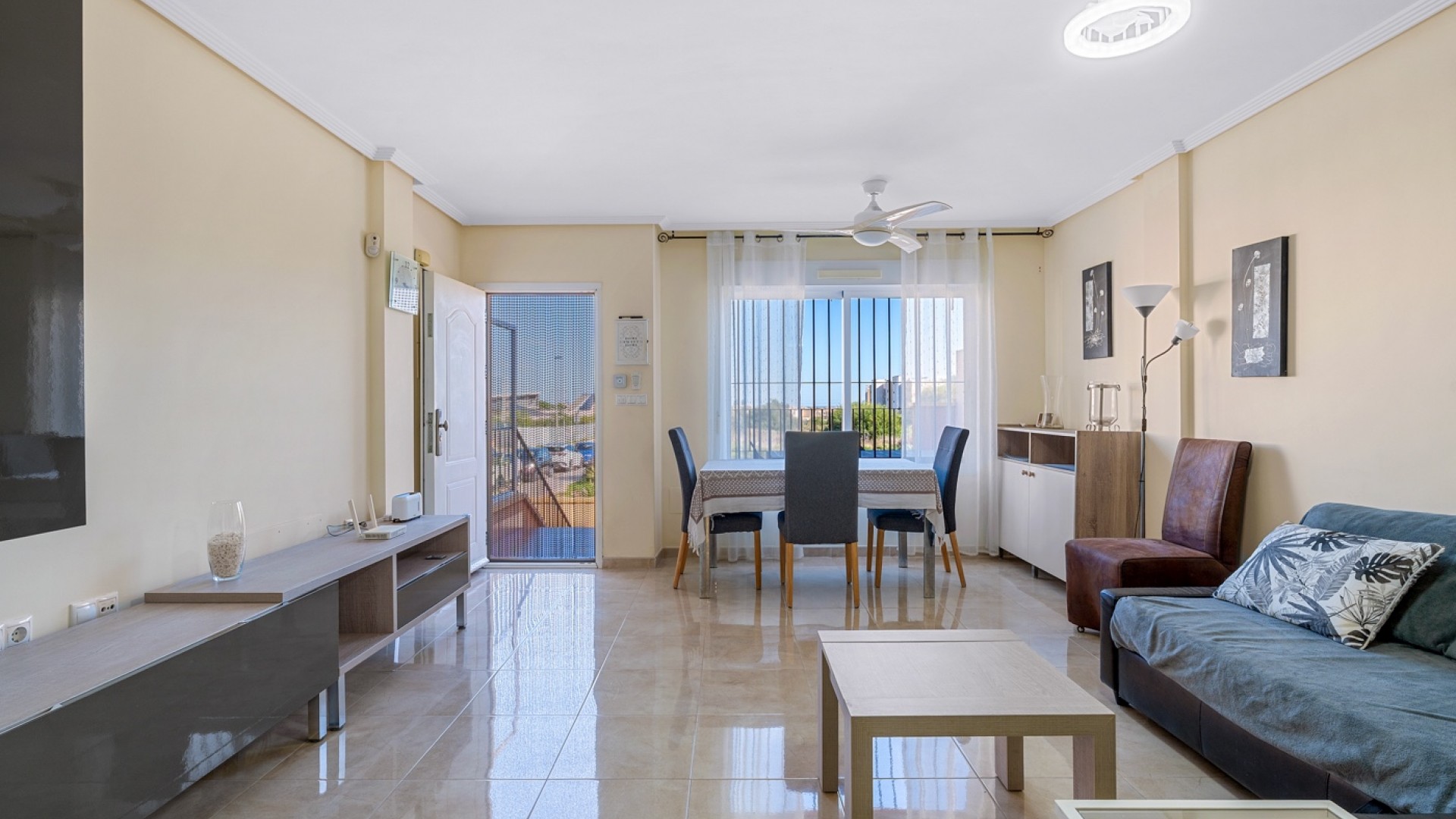 Resale - Stadthaus -
Orihuela Costa - Los Dolses*