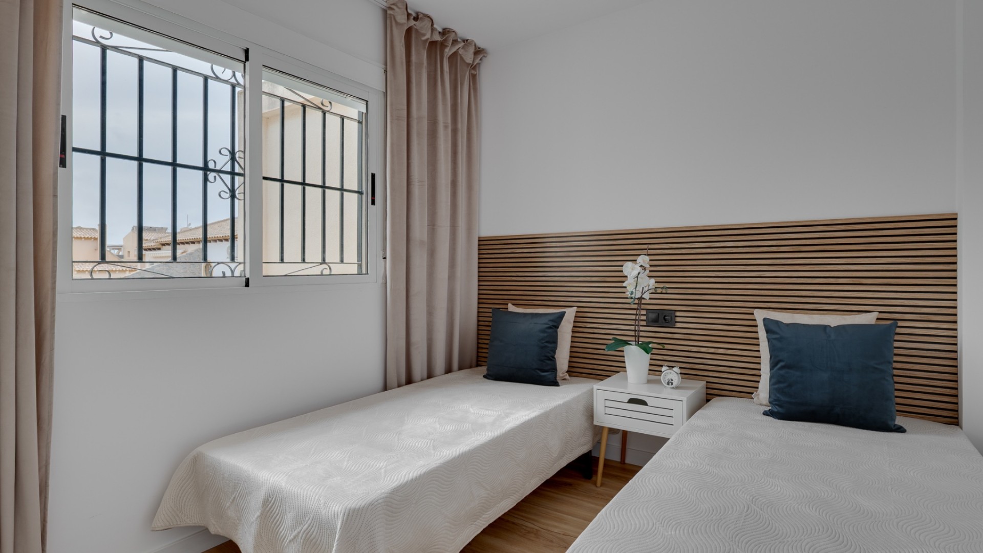 Resale - Stadthaus -
Orihuela Costa