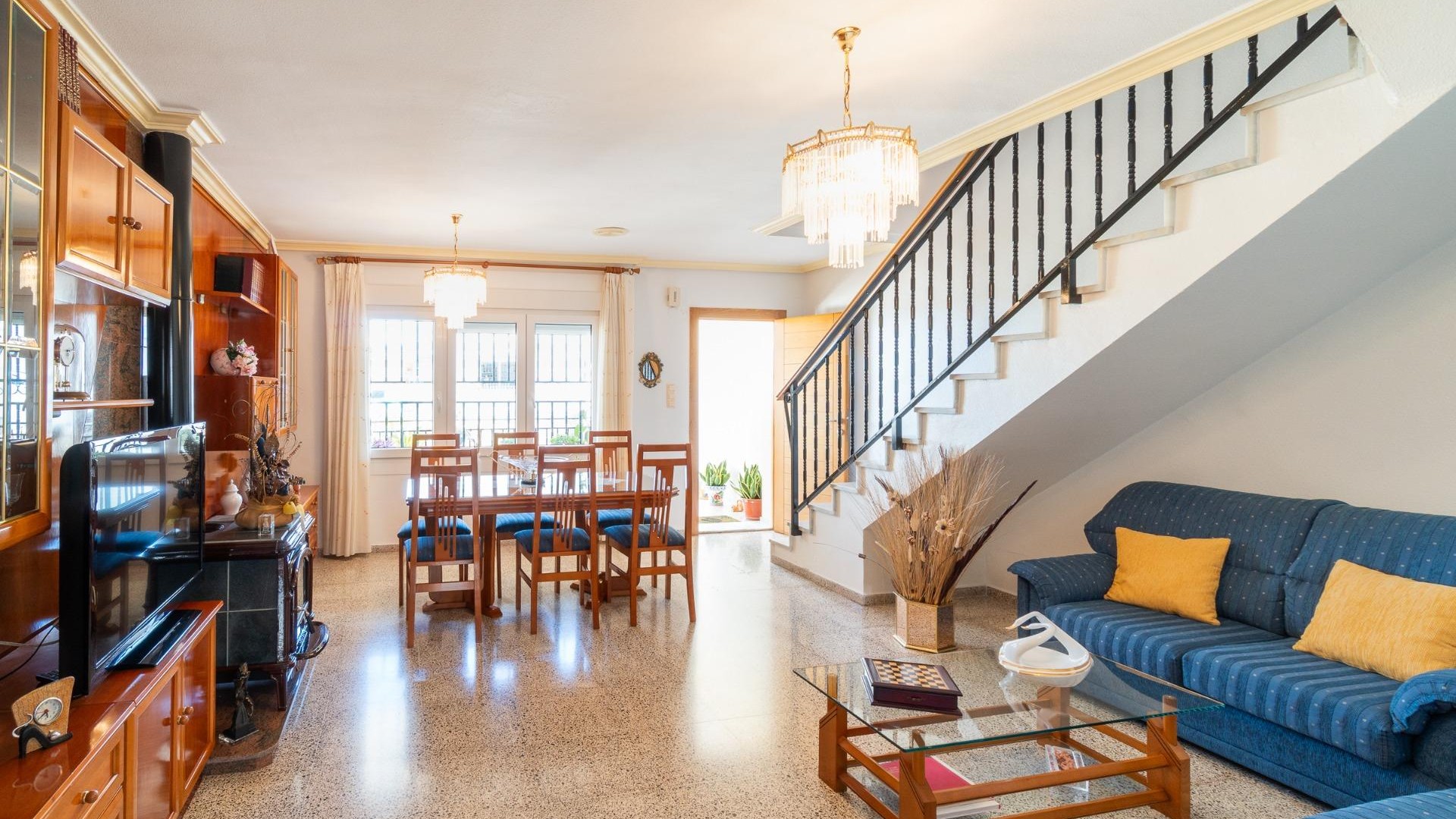 Resale - Stadthaus -
Orihuela - Desamparados-Hurchillo-Torremendo