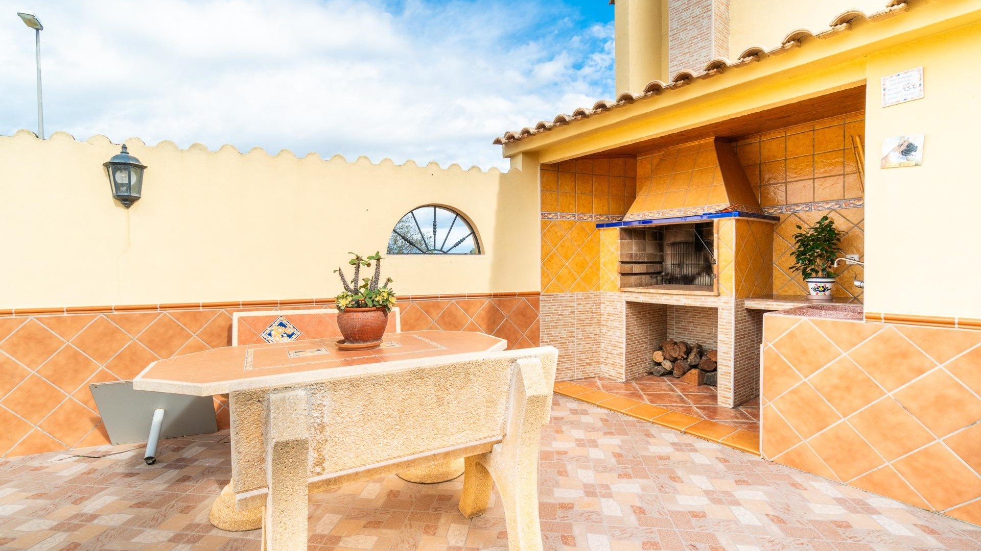 Resale - Stadthaus -
Orihuela - Desamparados-Hurchillo-Torremendo