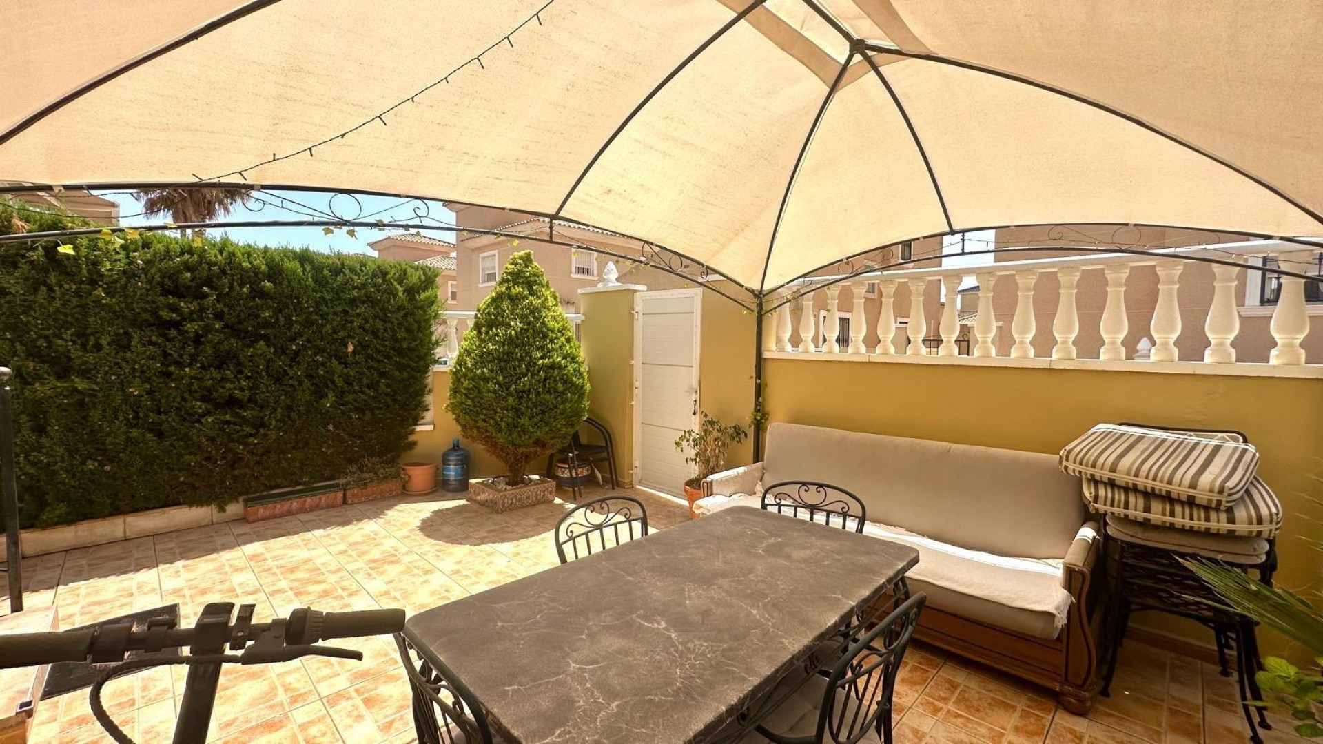 Resale - Stadthaus -
Orihuela - Urbanización Perla del Mar