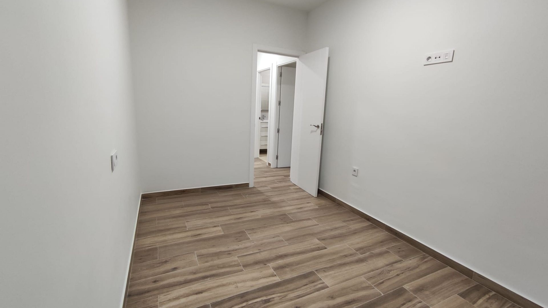 Resale - Stadthaus -
Petrer