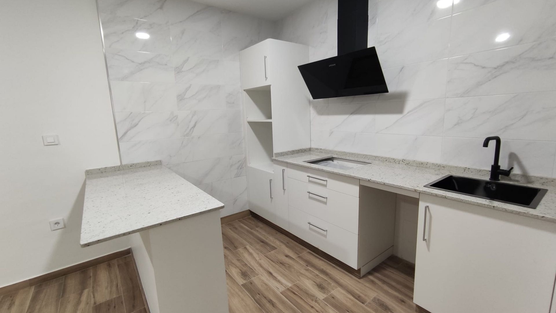 Resale - Stadthaus -
Petrer