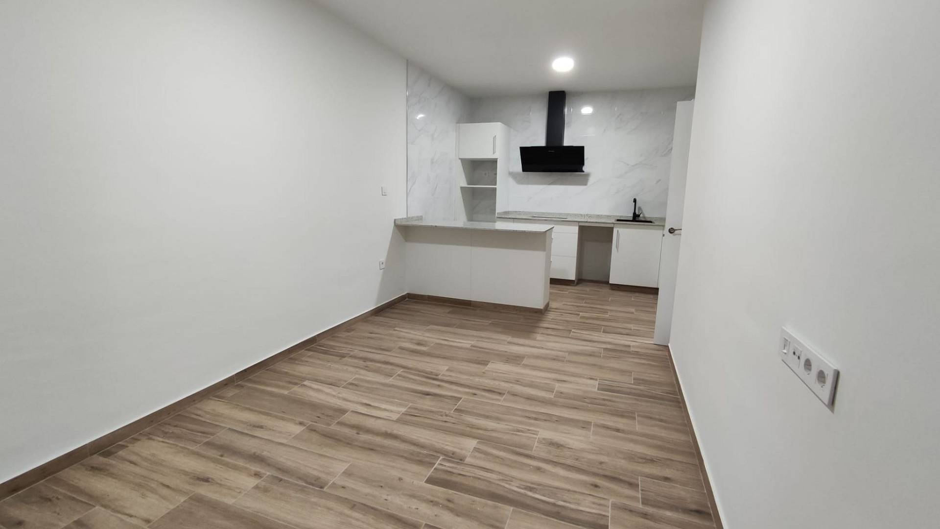 Resale - Stadthaus -
Petrer