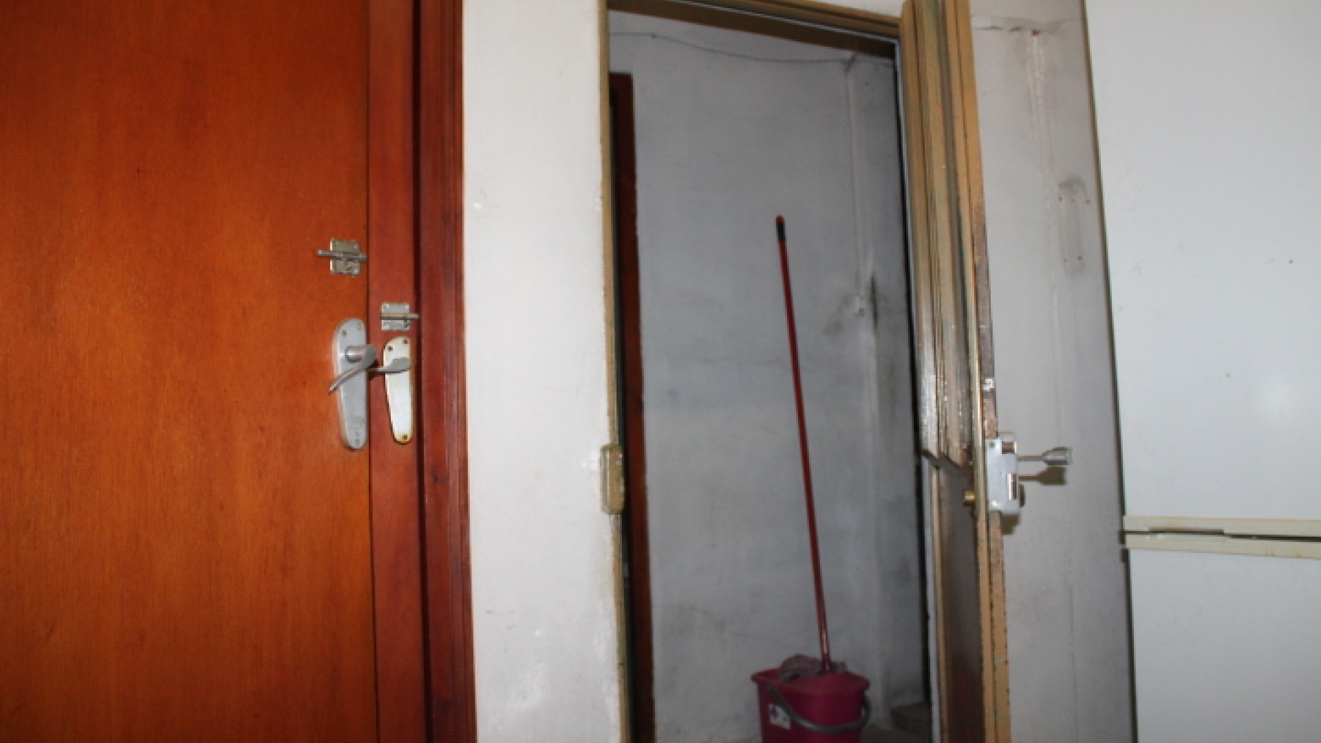 Resale - Stadthaus -
Pinoso - calle lepanto