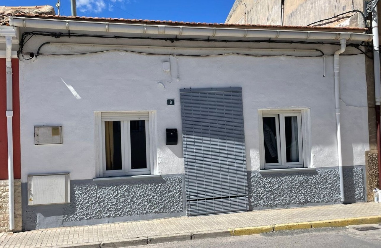 Resale - Stadthaus -
Pinoso - Inland