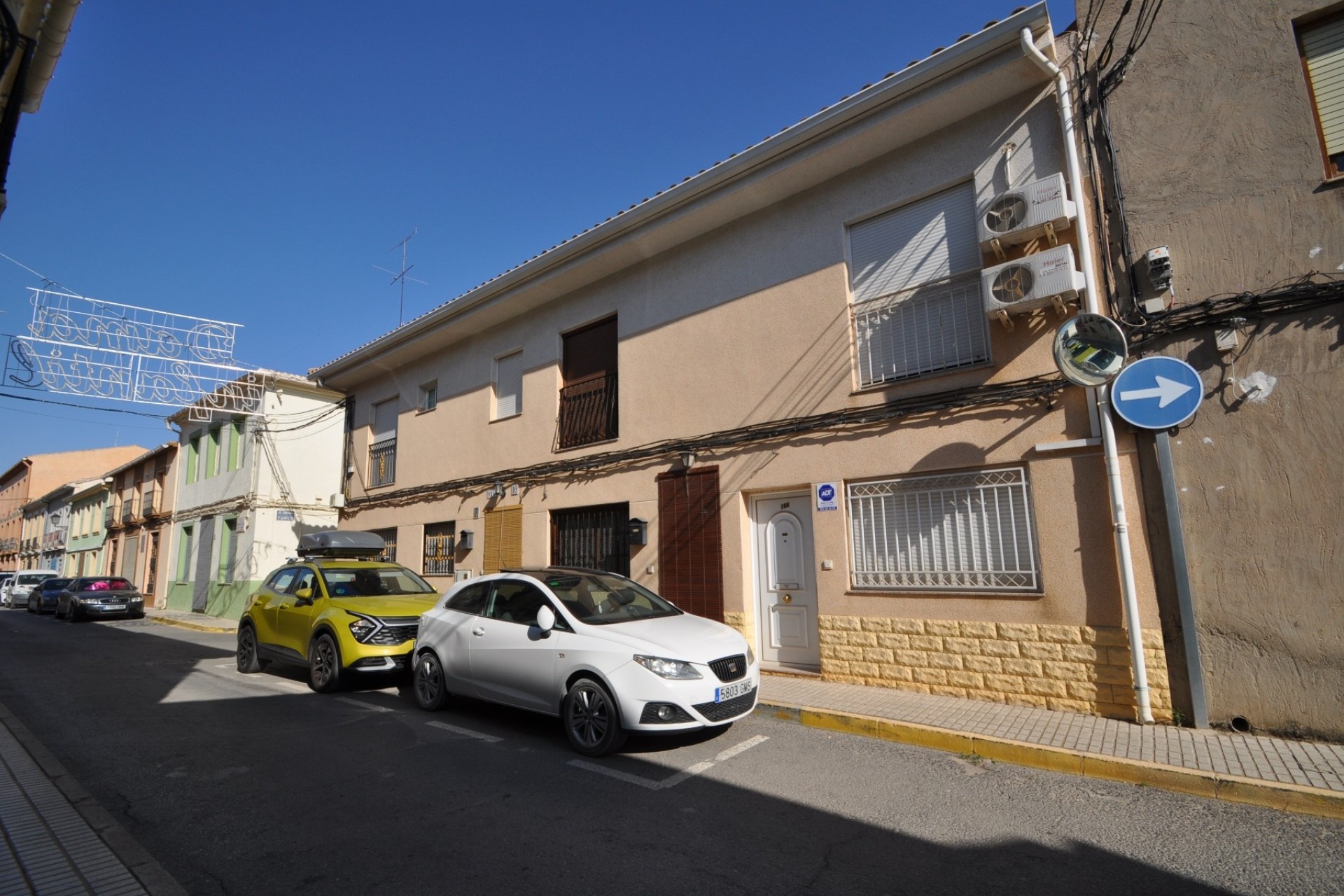 Resale - Stadthaus -
Pinoso - Inland