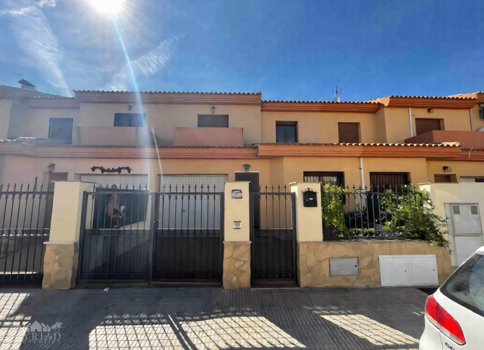Resale - Stadthaus -
Pinoso - Pinoso Alicante