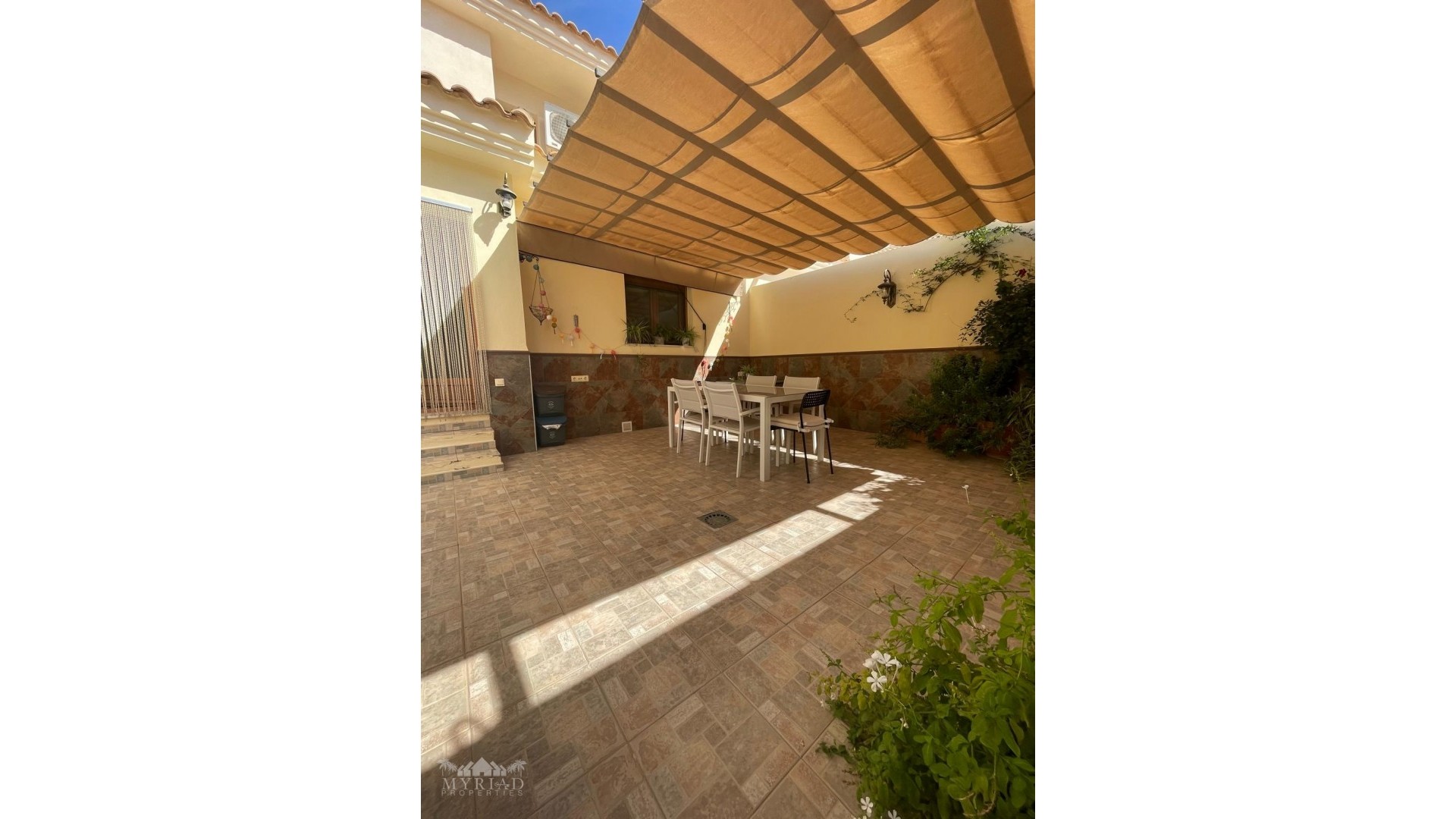 Resale - Stadthaus -
Pinoso - Pinoso Alicante