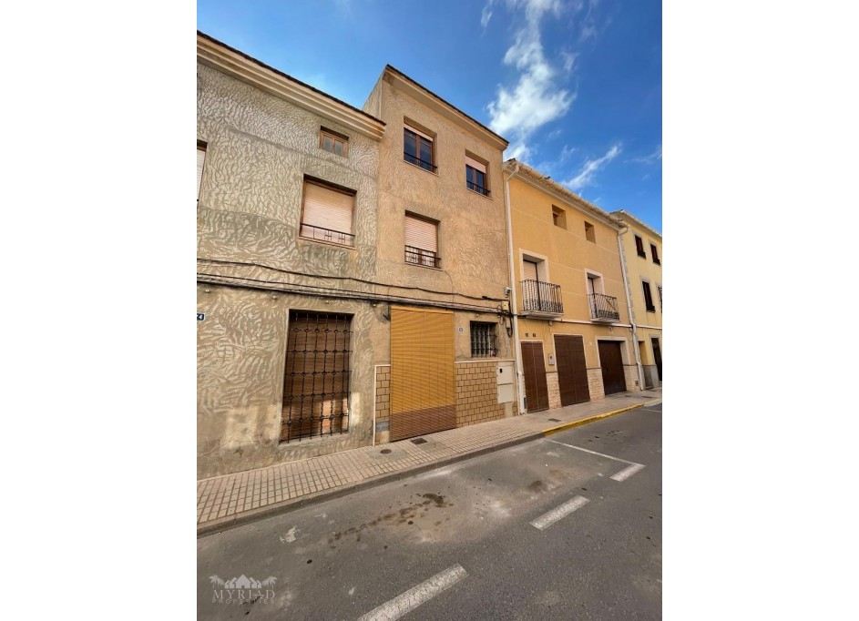 Resale - Stadthaus -
Pinoso - Pinoso Alicante