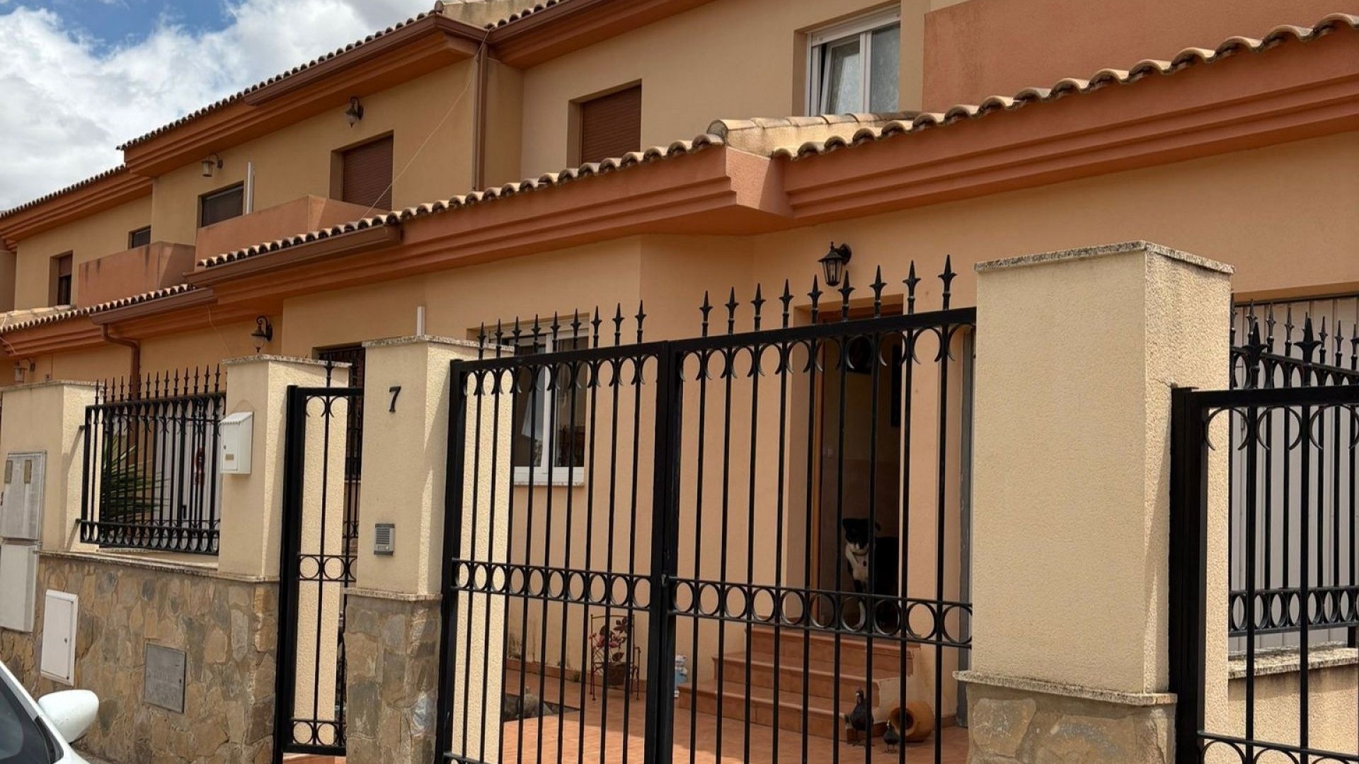 Resale - Stadthaus -
Pinoso