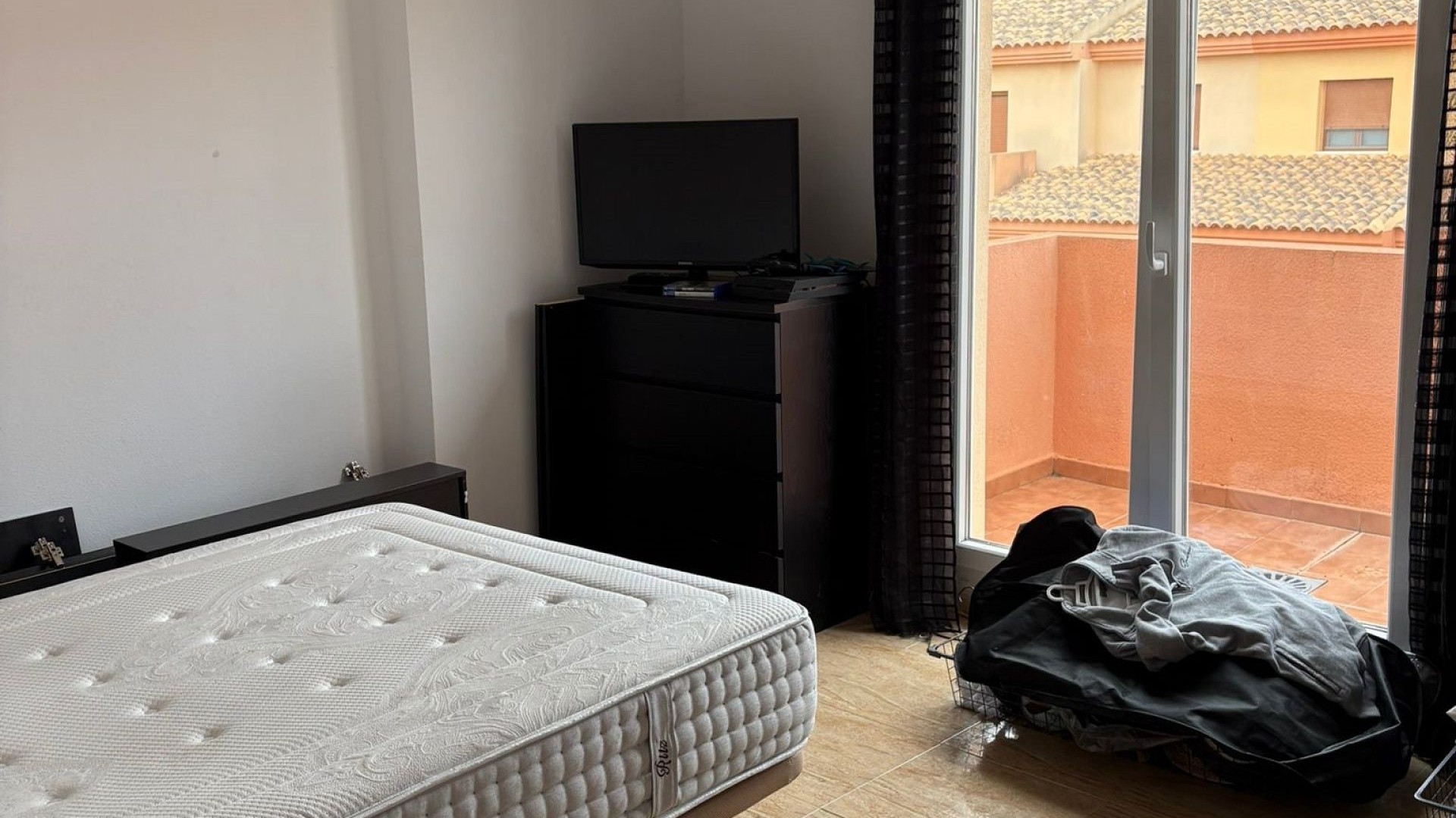 Resale - Stadthaus -
Pinoso