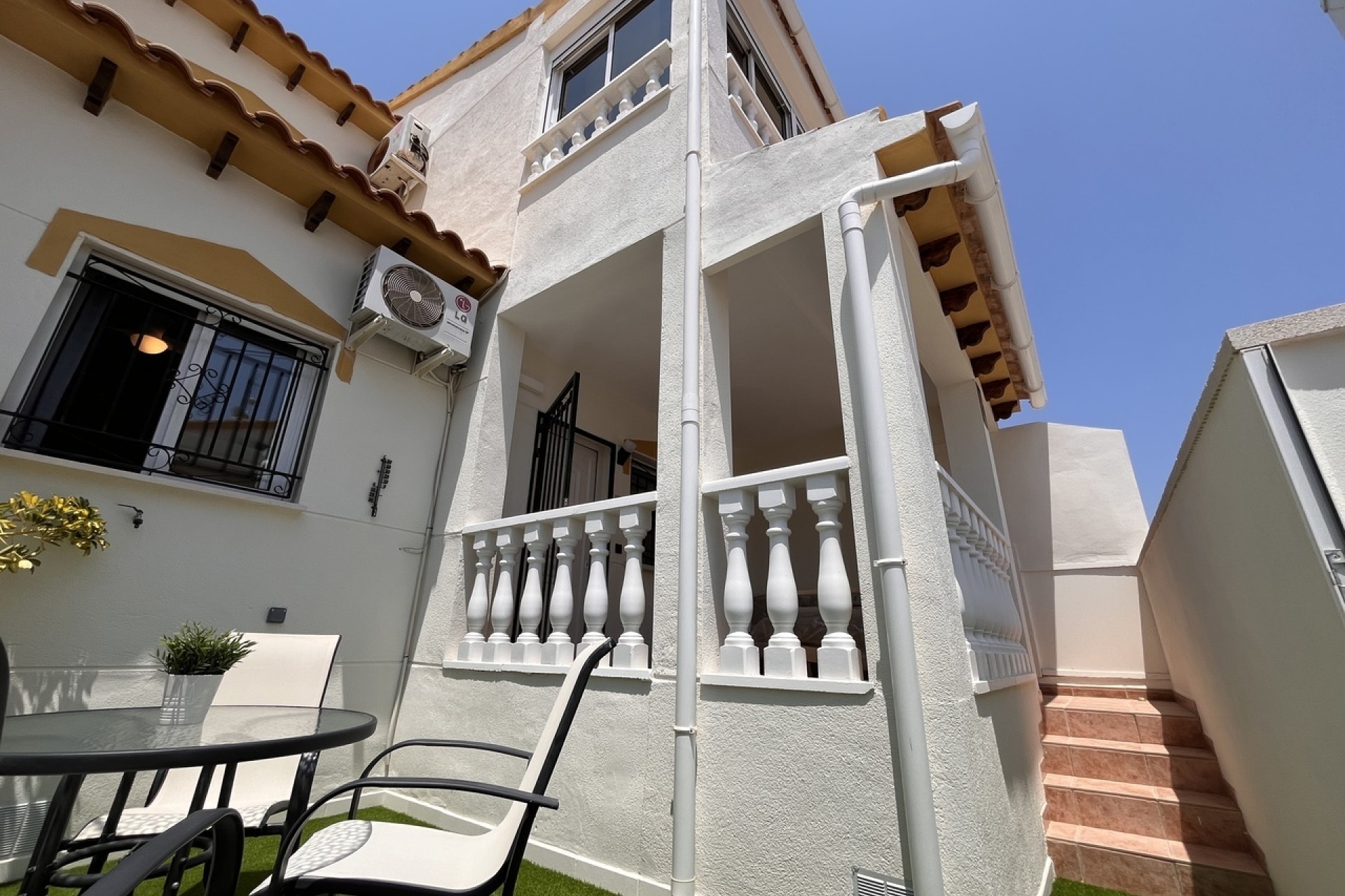 Resale - Stadthaus -
Playa Flamenca - Costa Blanca