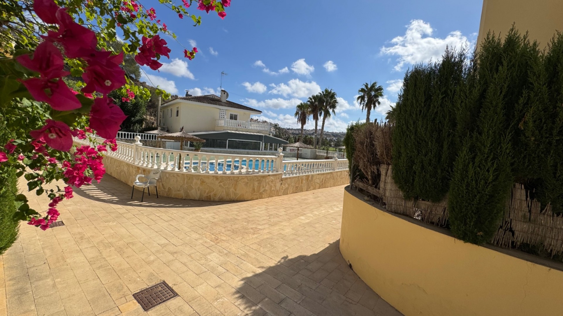 Resale - Stadthaus -
Rojales - Campo De Golf La Marquesa