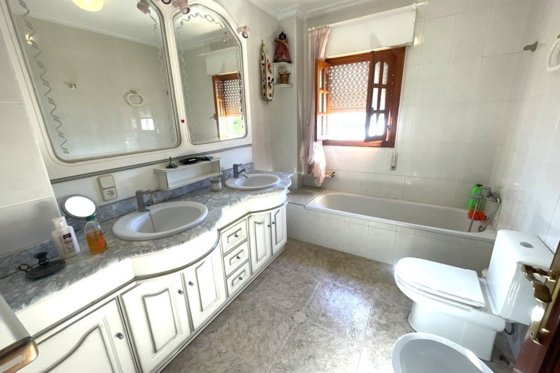 Resale - Stadthaus -
Rojales - Inland