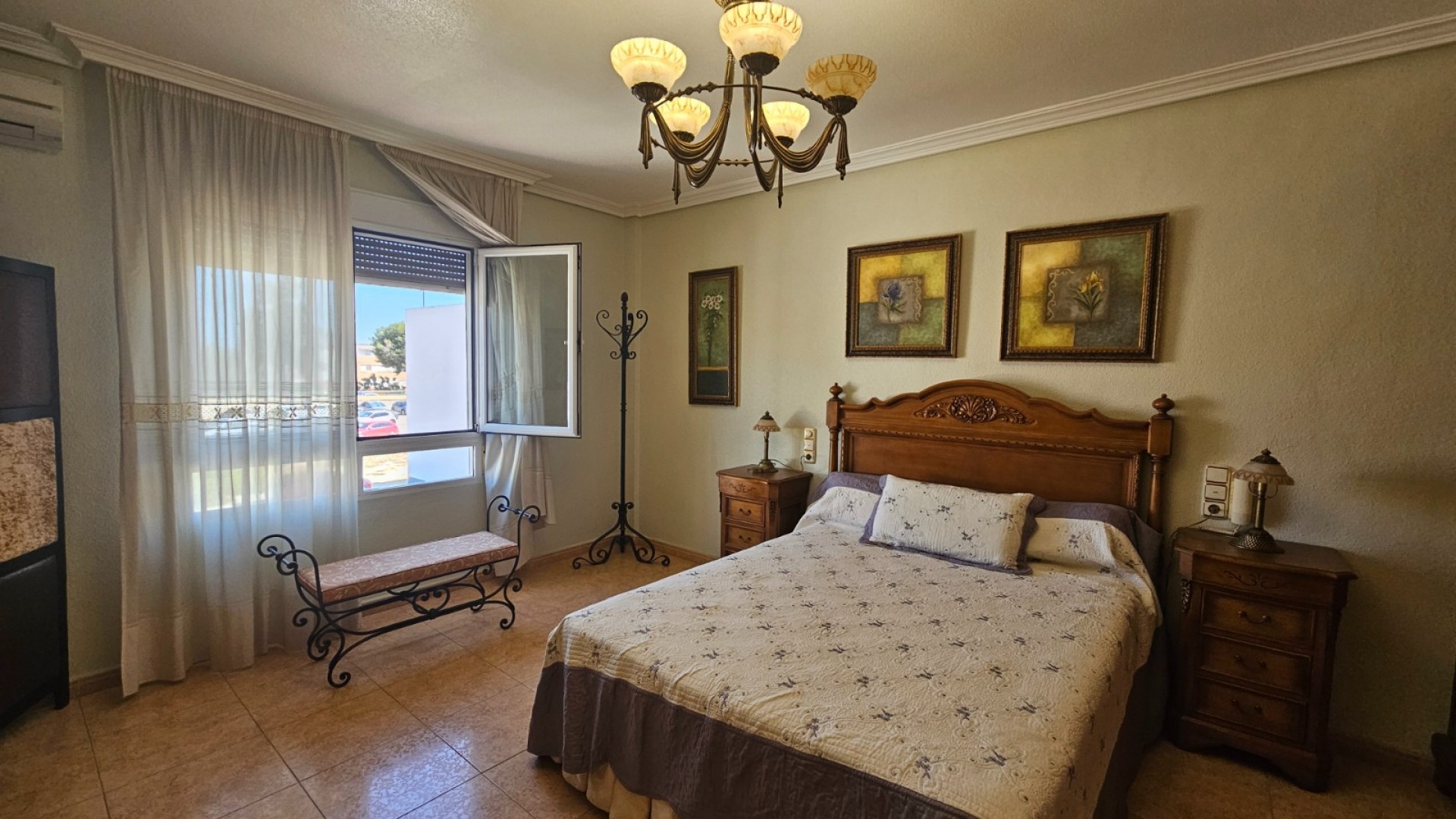 Resale - Stadthaus -
Rojales - Pueblo