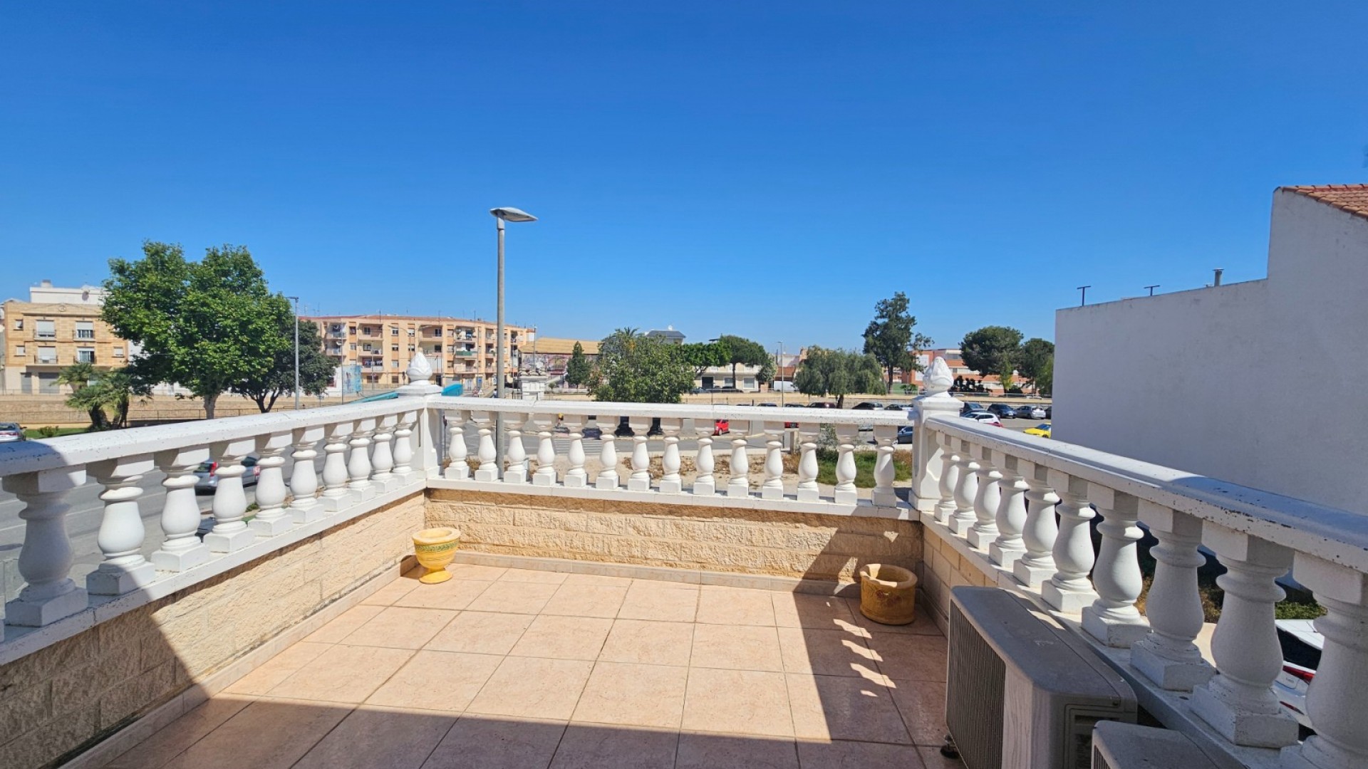 Resale - Stadthaus -
Rojales - Pueblo