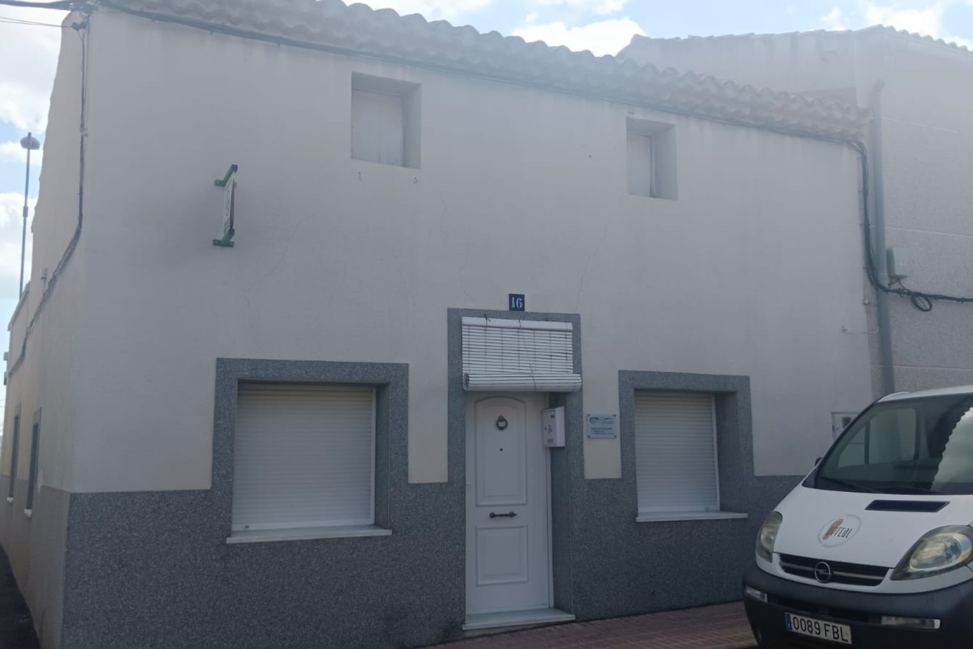 Resale - Stadthaus -
Salinas - Inland