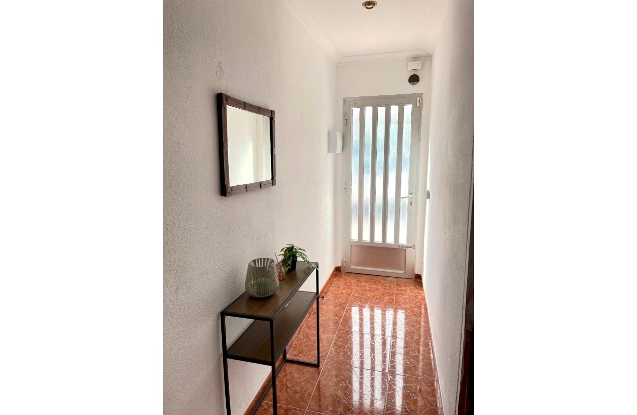 Resale - Stadthaus -
Salinas - Inland