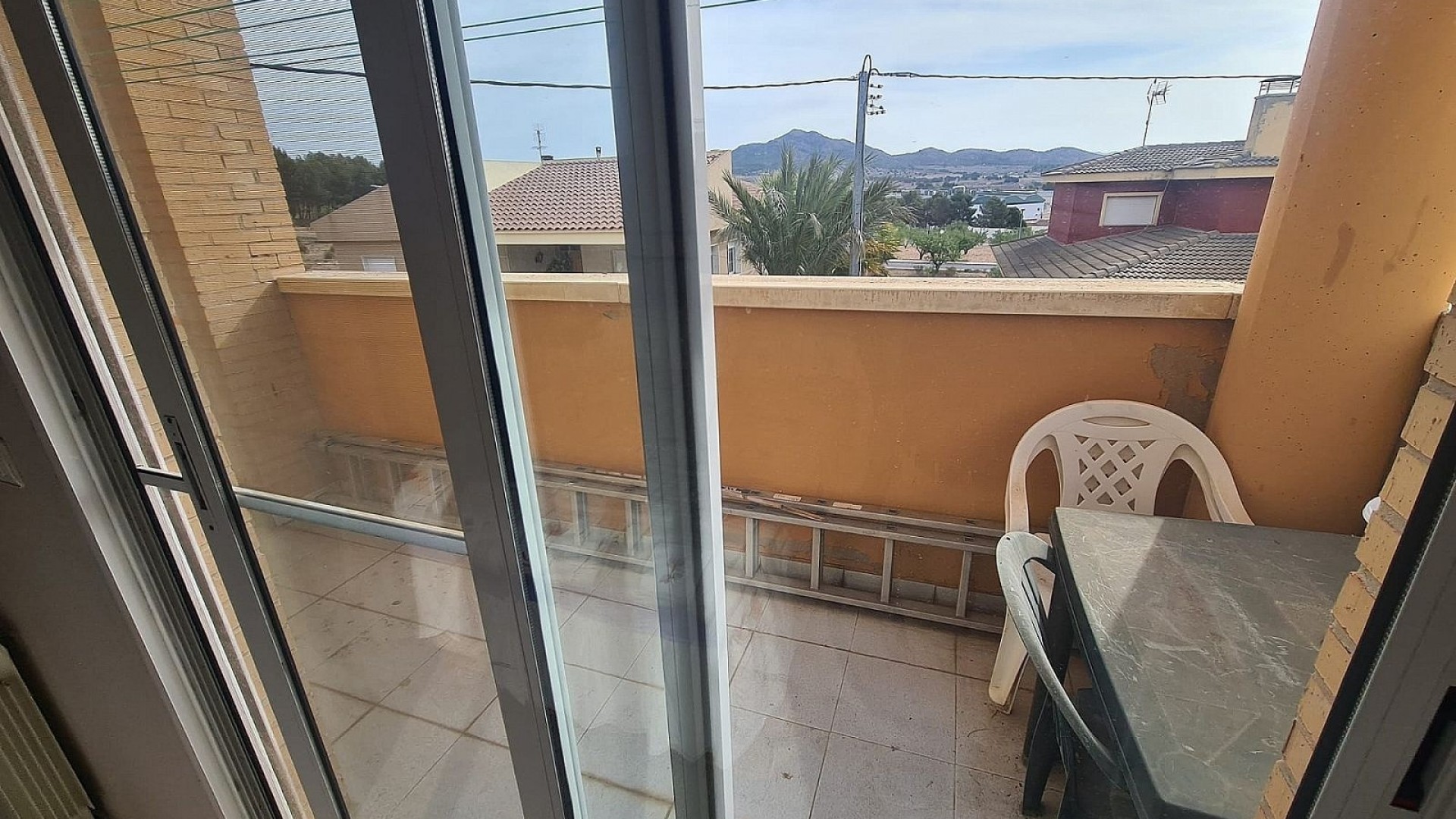 Resale - Stadthaus -
Salinas