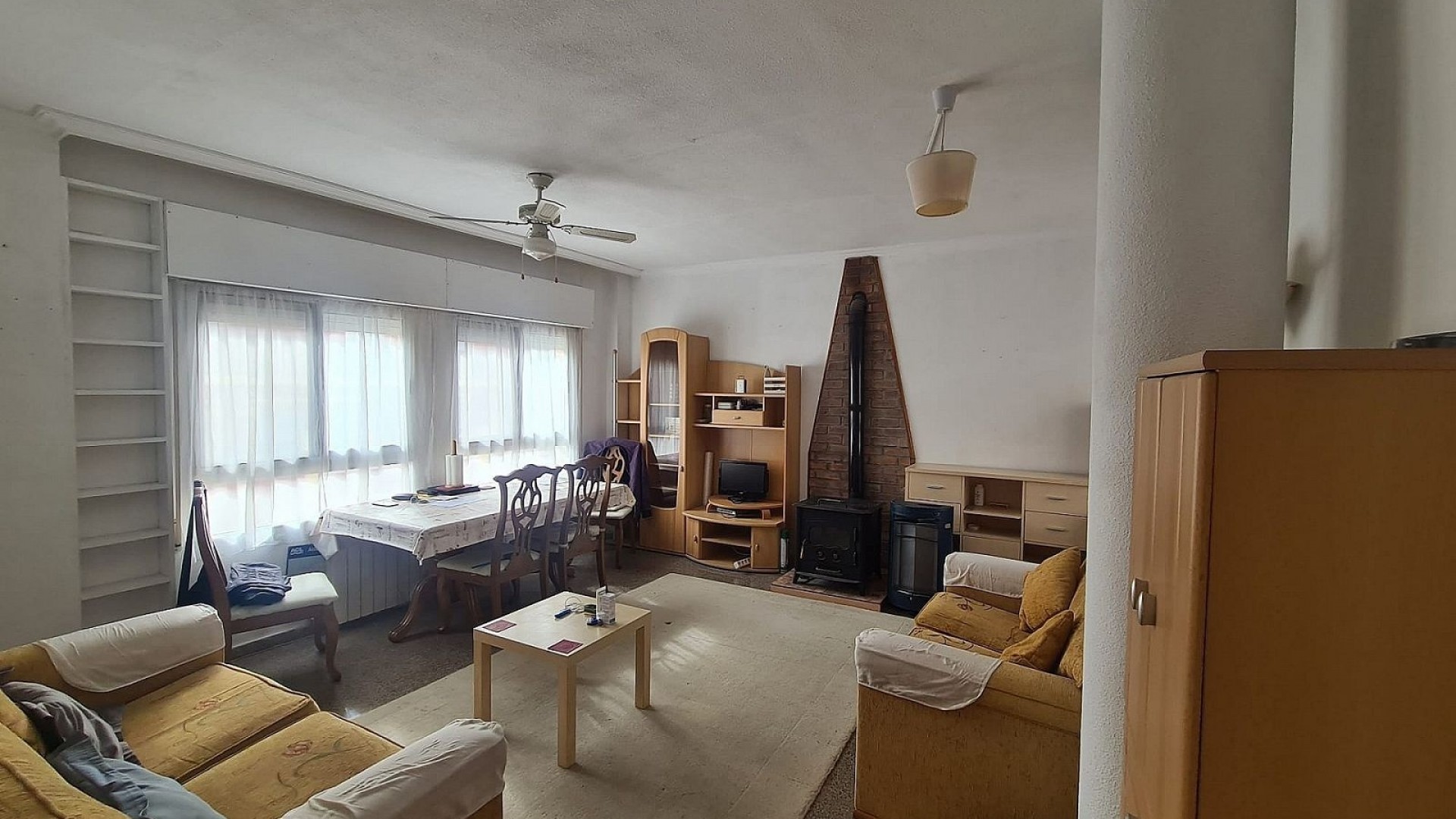 Resale - Stadthaus -
Salinas