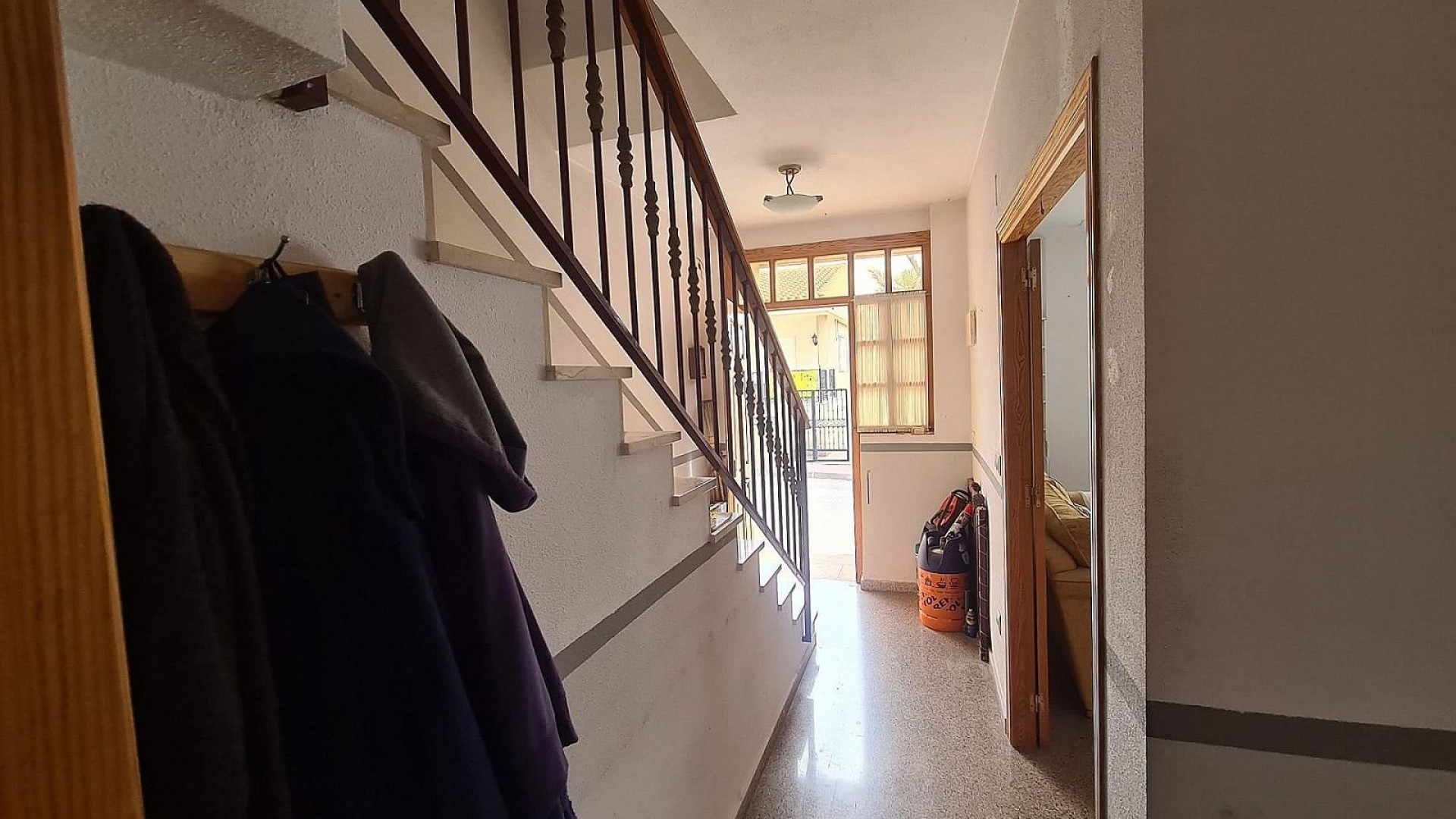 Resale - Stadthaus -
Salinas