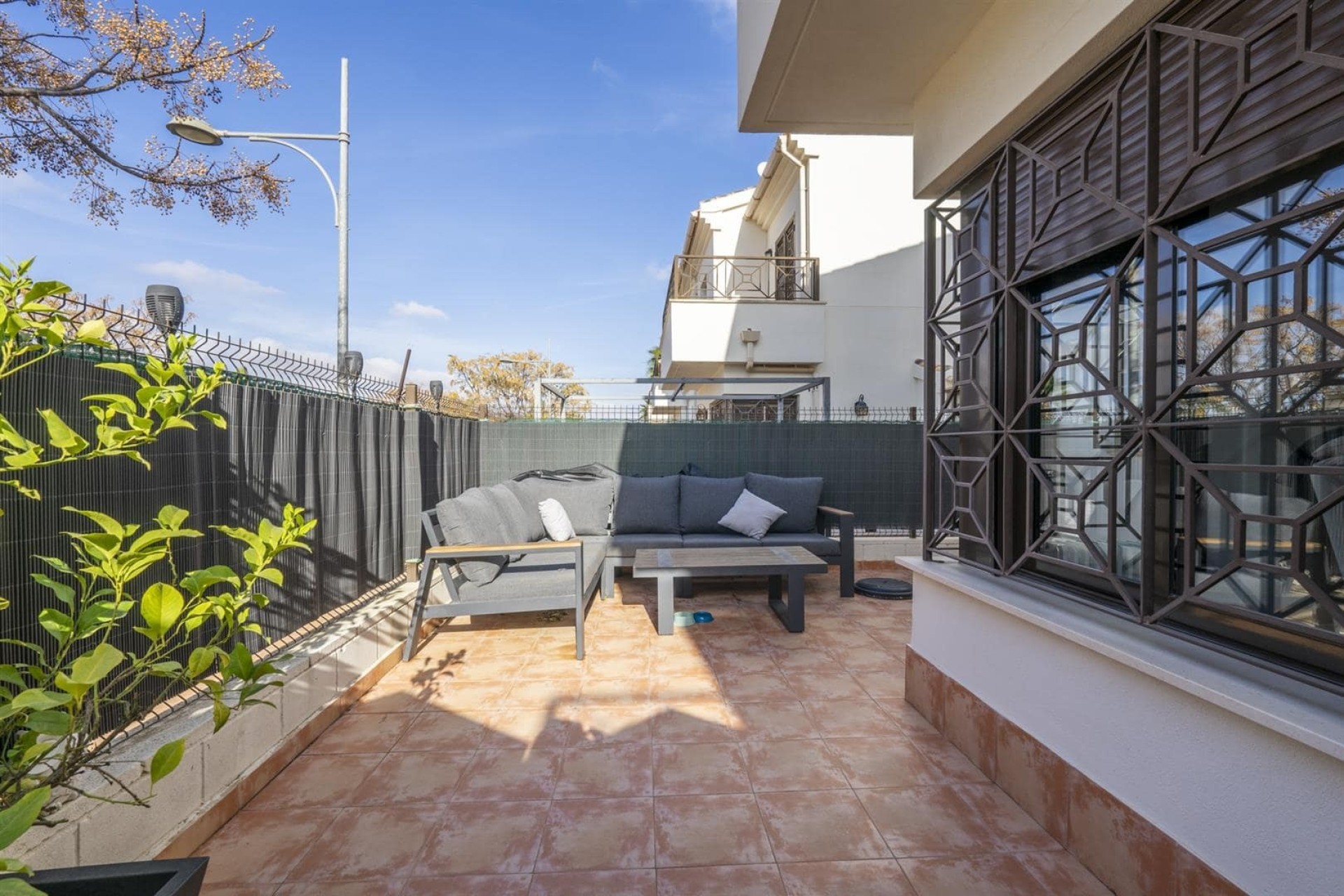 Resale - Stadthaus -
San Cayetano - SAN CAYETANO