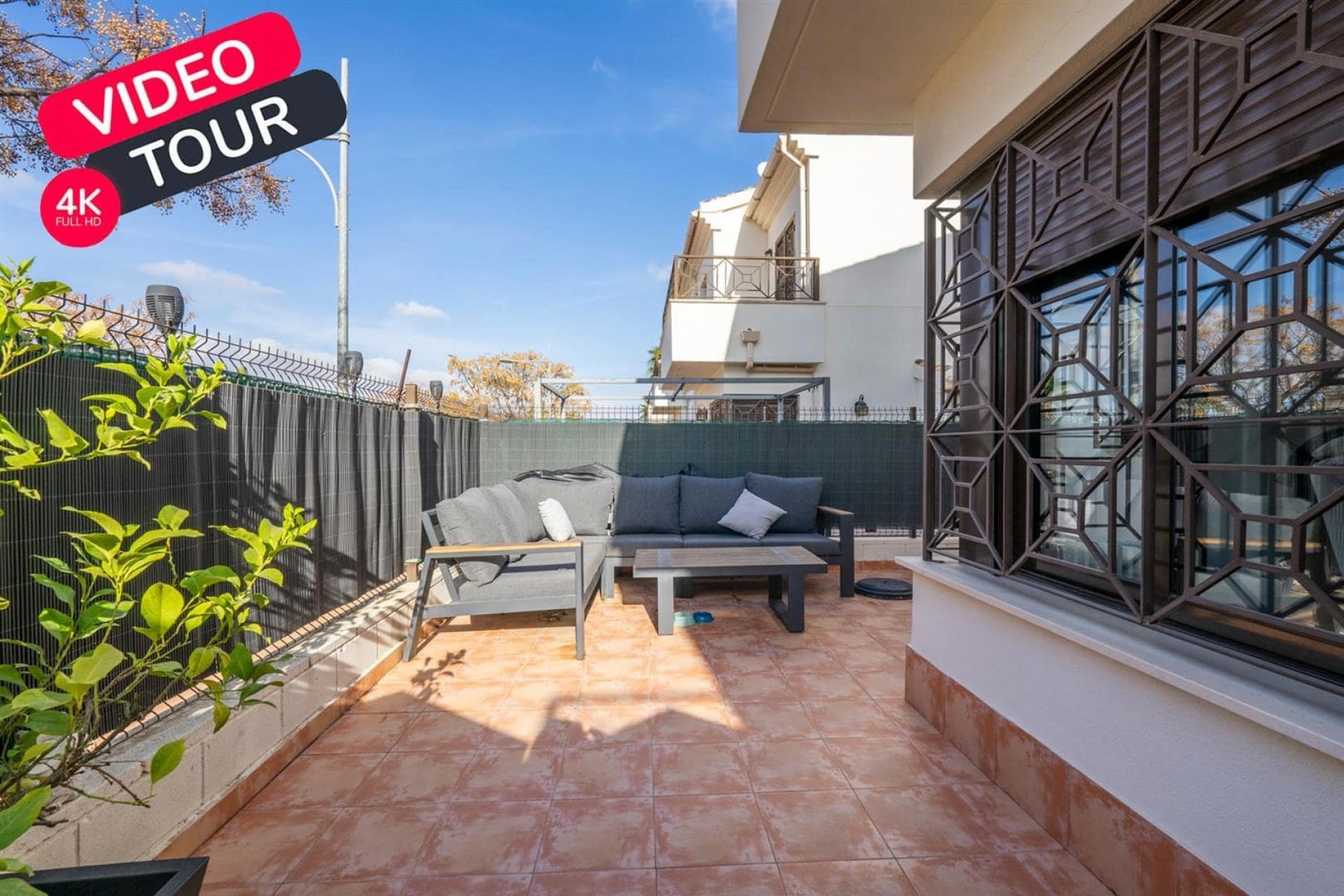 Resale - Stadthaus -
San Cayetano - SAN CAYETANO