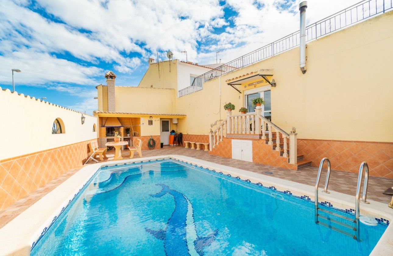 Resale - Stadthaus -
San Miguel de Salinas - Torremendo