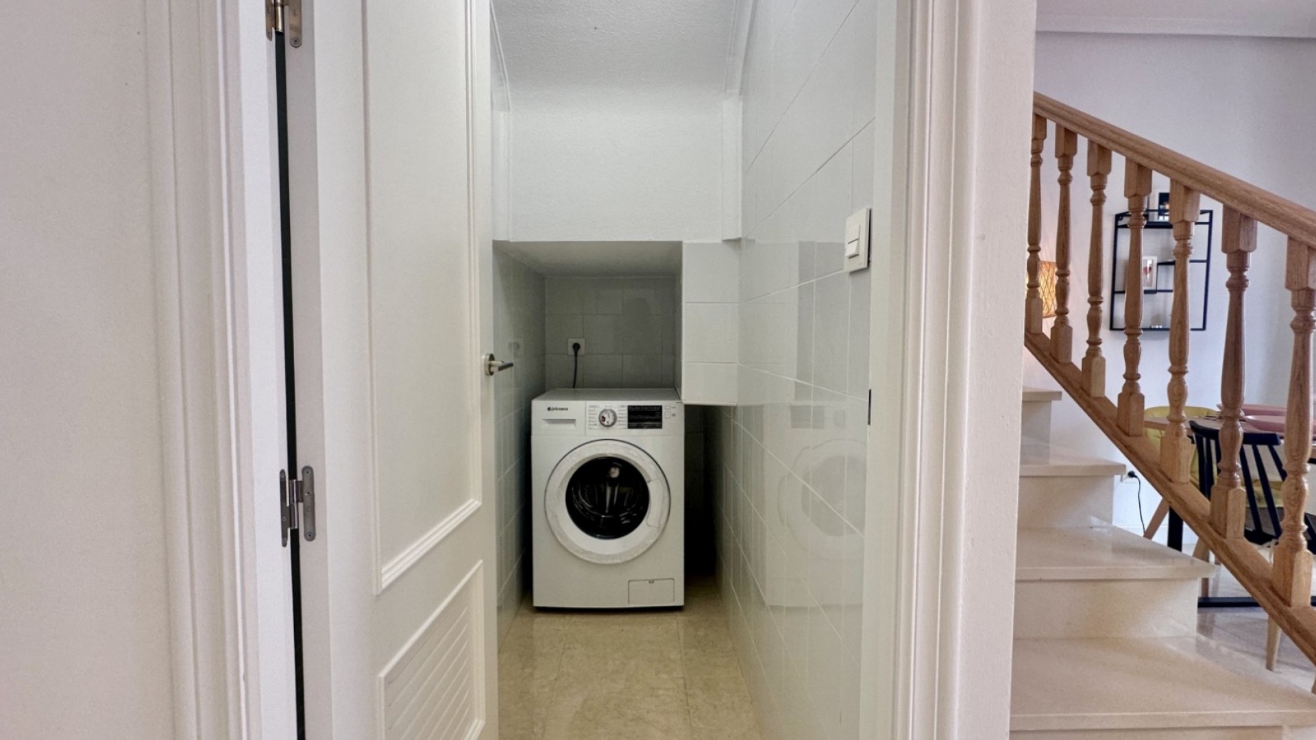 Resale - Stadthaus -
San Miguel de Salinas