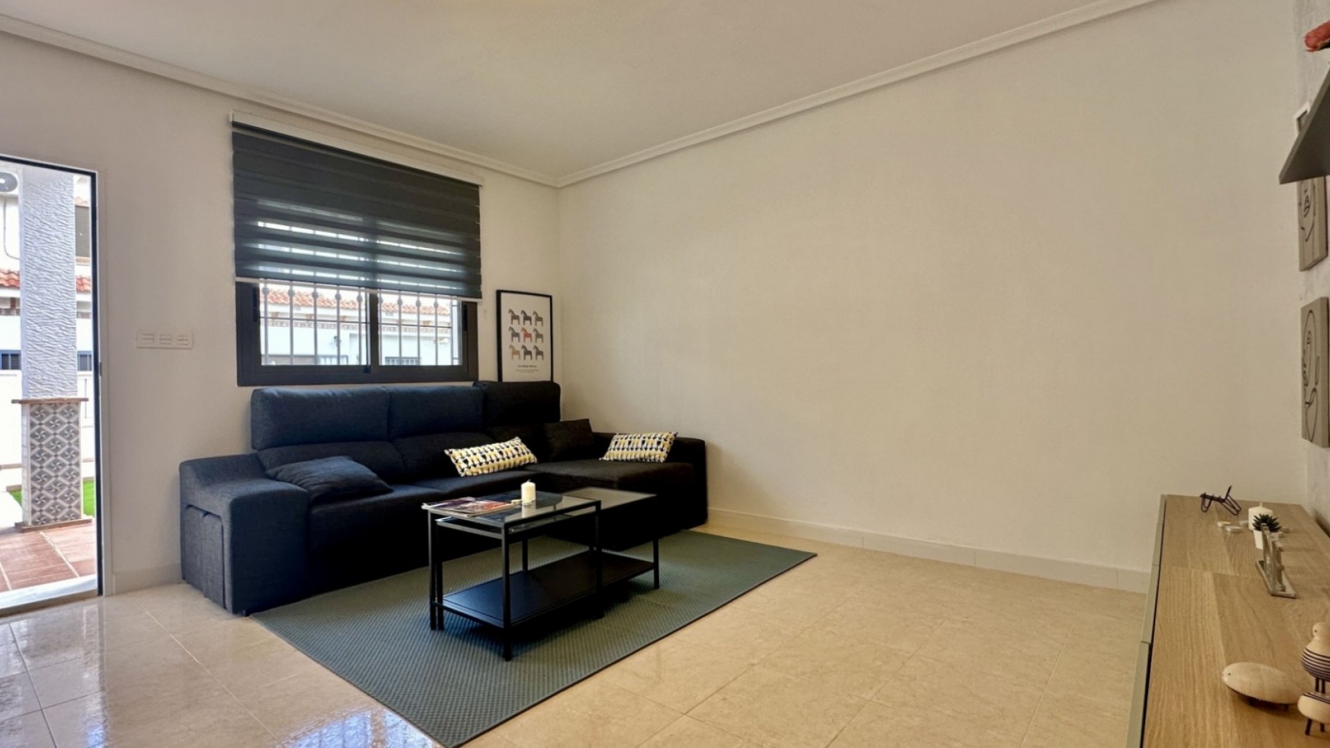 Resale - Stadthaus -
San Miguel de Salinas