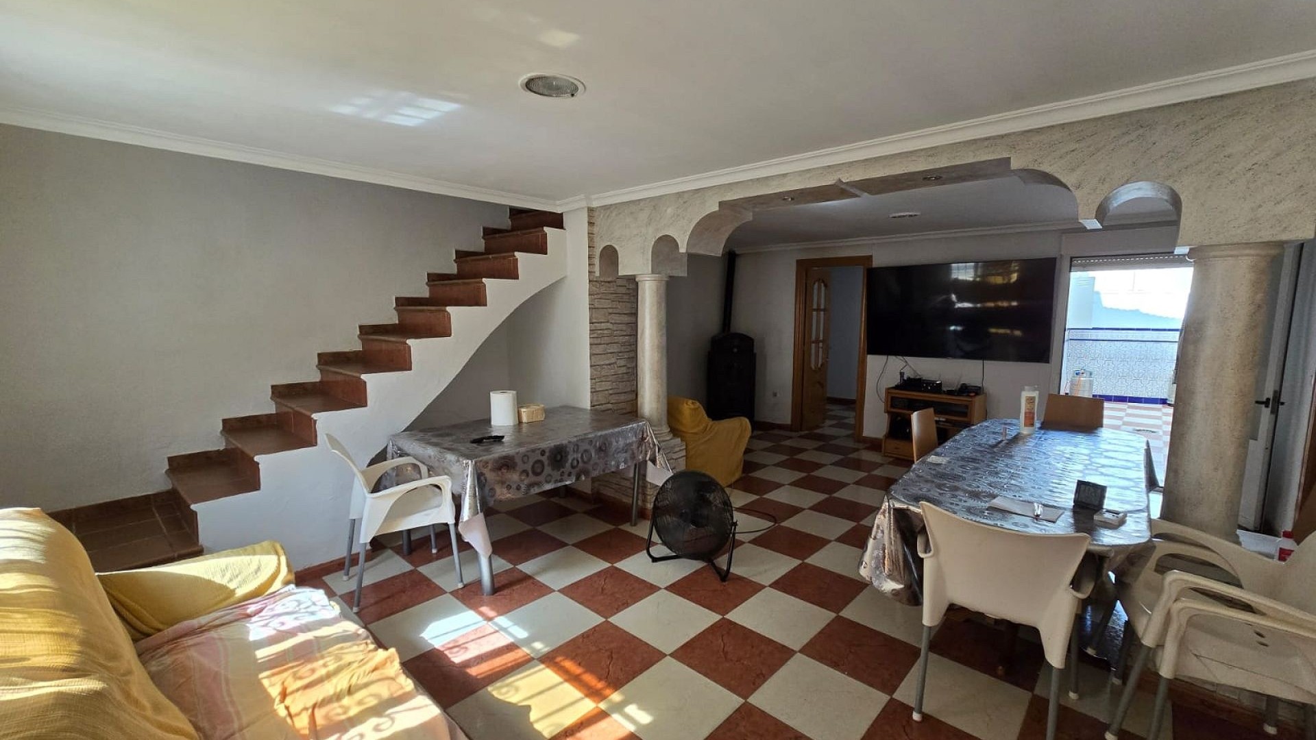 Resale - Stadthaus -
SAX