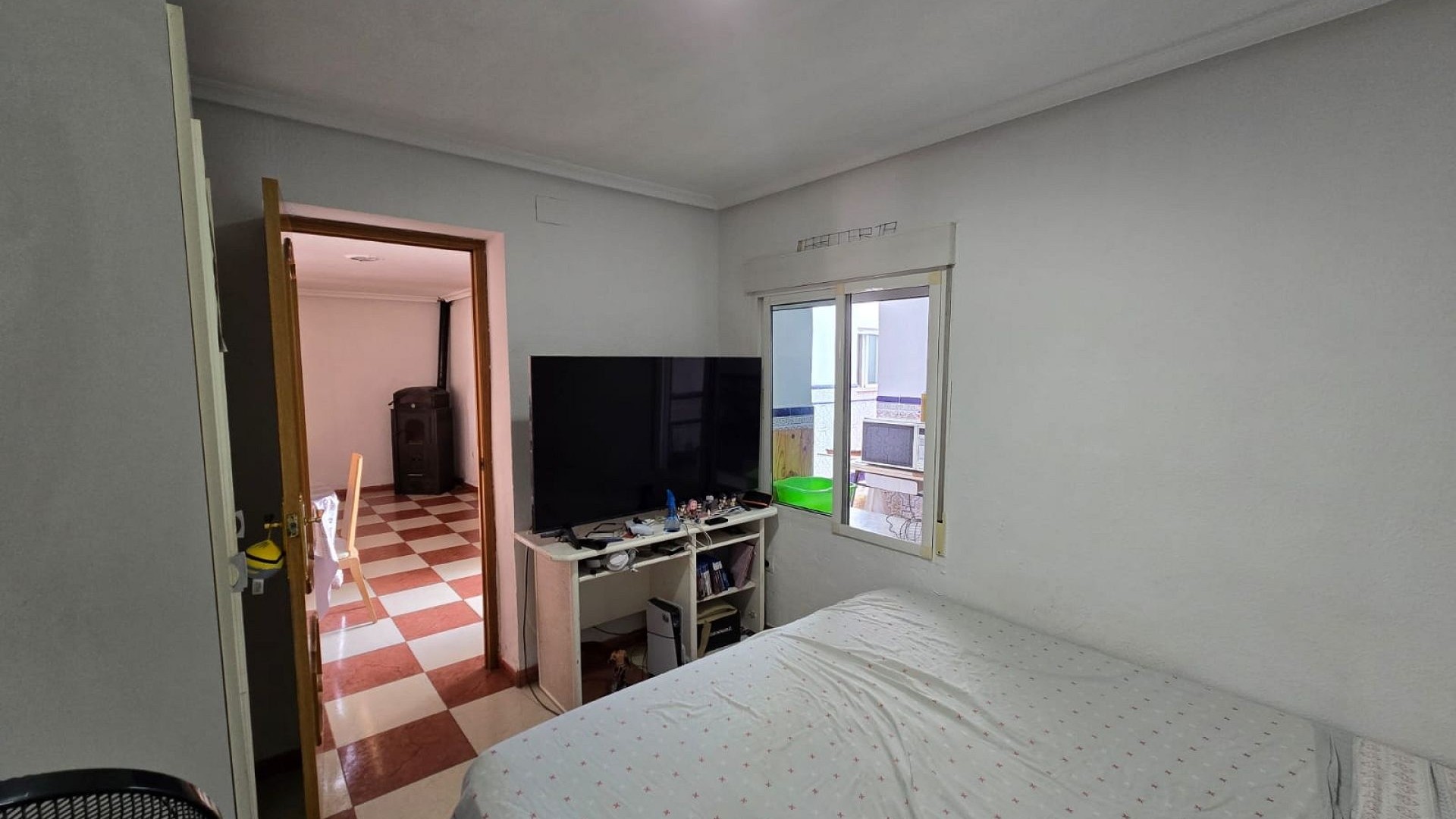 Resale - Stadthaus -
SAX