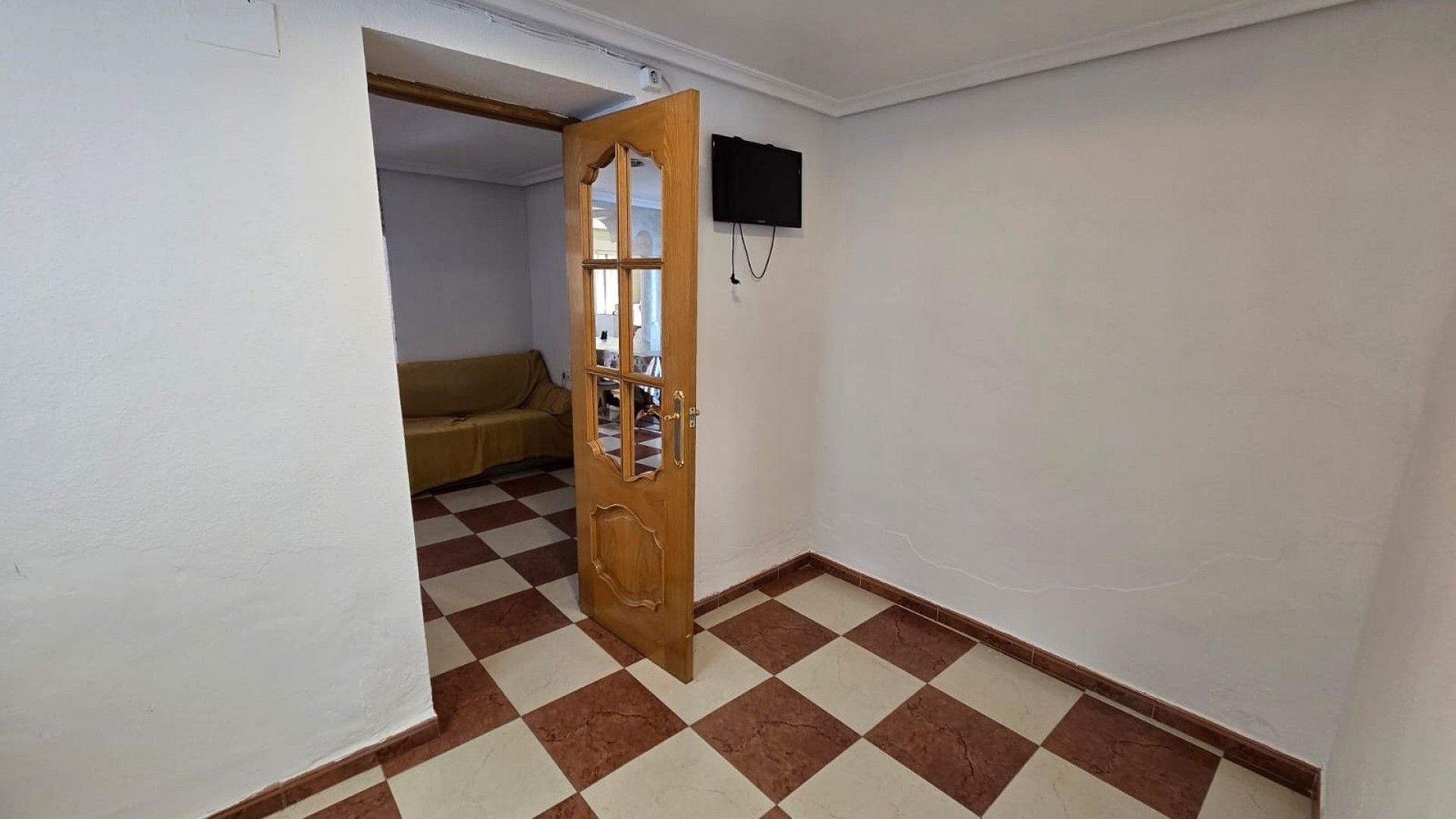 Resale - Stadthaus -
SAX