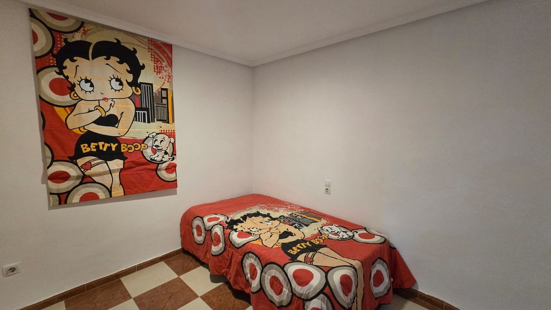 Resale - Stadthaus -
SAX