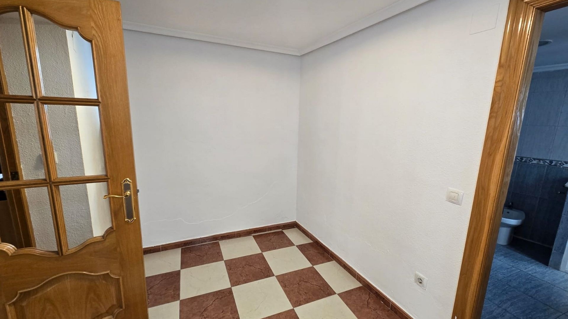 Resale - Stadthaus -
SAX