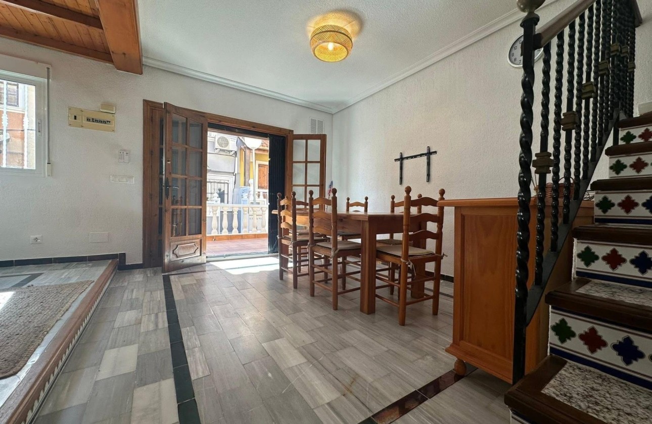Resale - Stadthaus -
Torrevieja - Cabo cervera