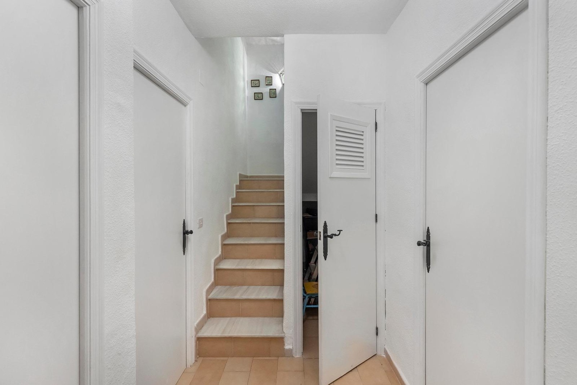 Resale - Stadthaus -
Torrevieja - Calas blanca