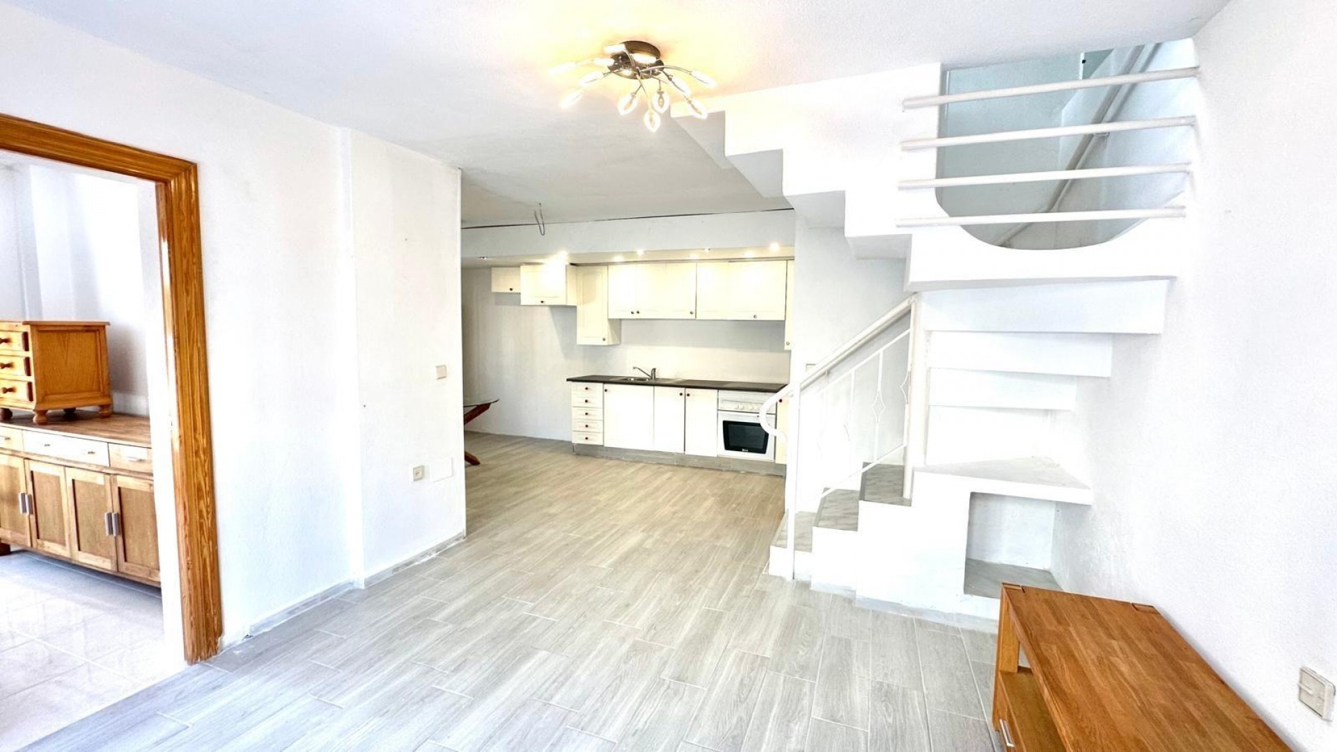 Resale - Stadthaus -
Torrevieja - Carrefour